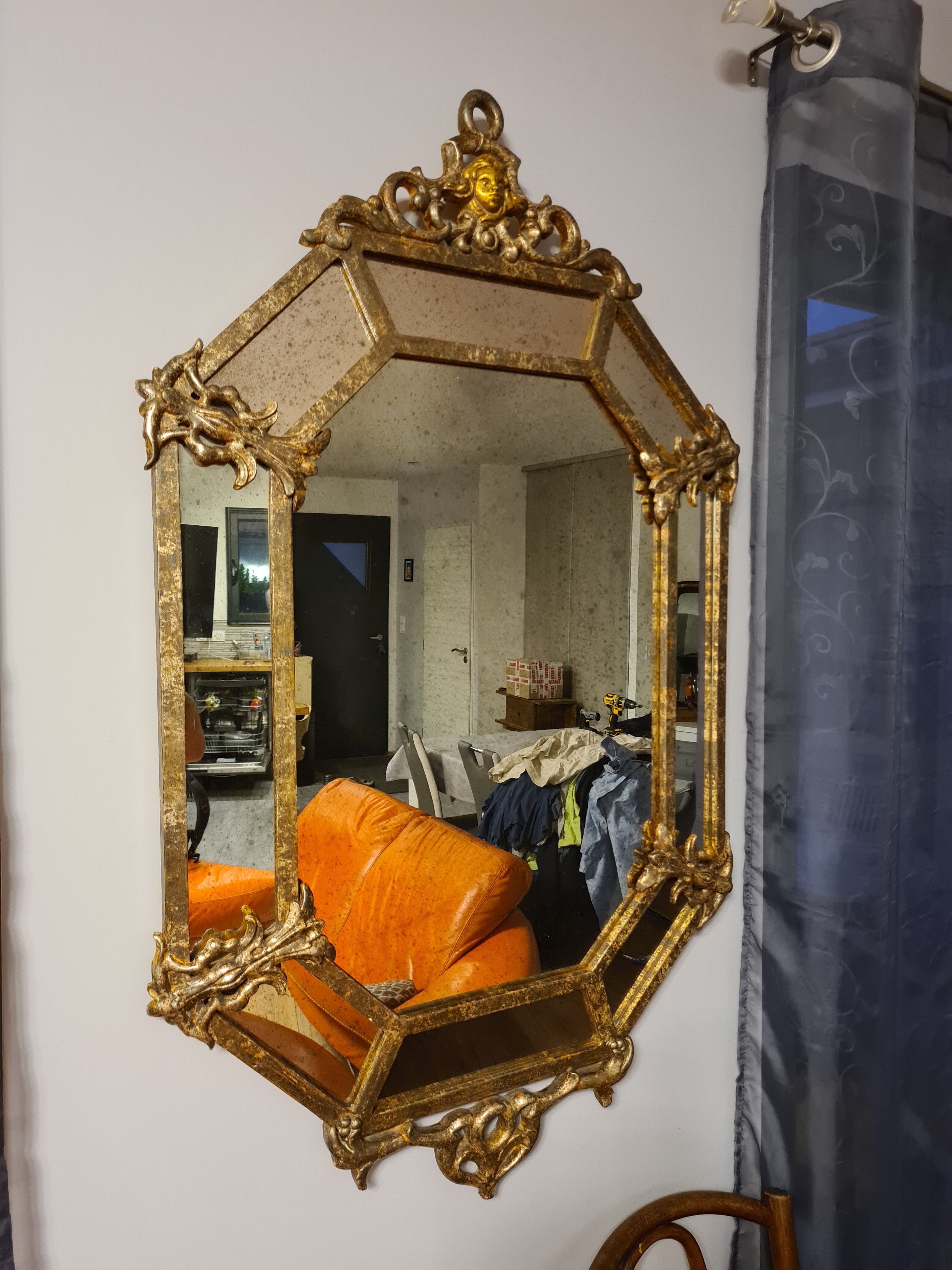 Venetian mirror with art deco parcloses 117 x 72 cm