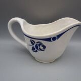 Antique sauce boat in Sarreguemines earthenware, Berthe model.
