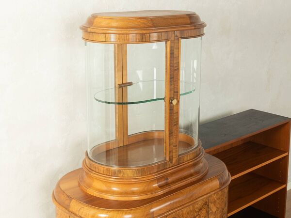 Vitrine Art Déco unique des années 1930 avec étagère ouverte des années 1960.