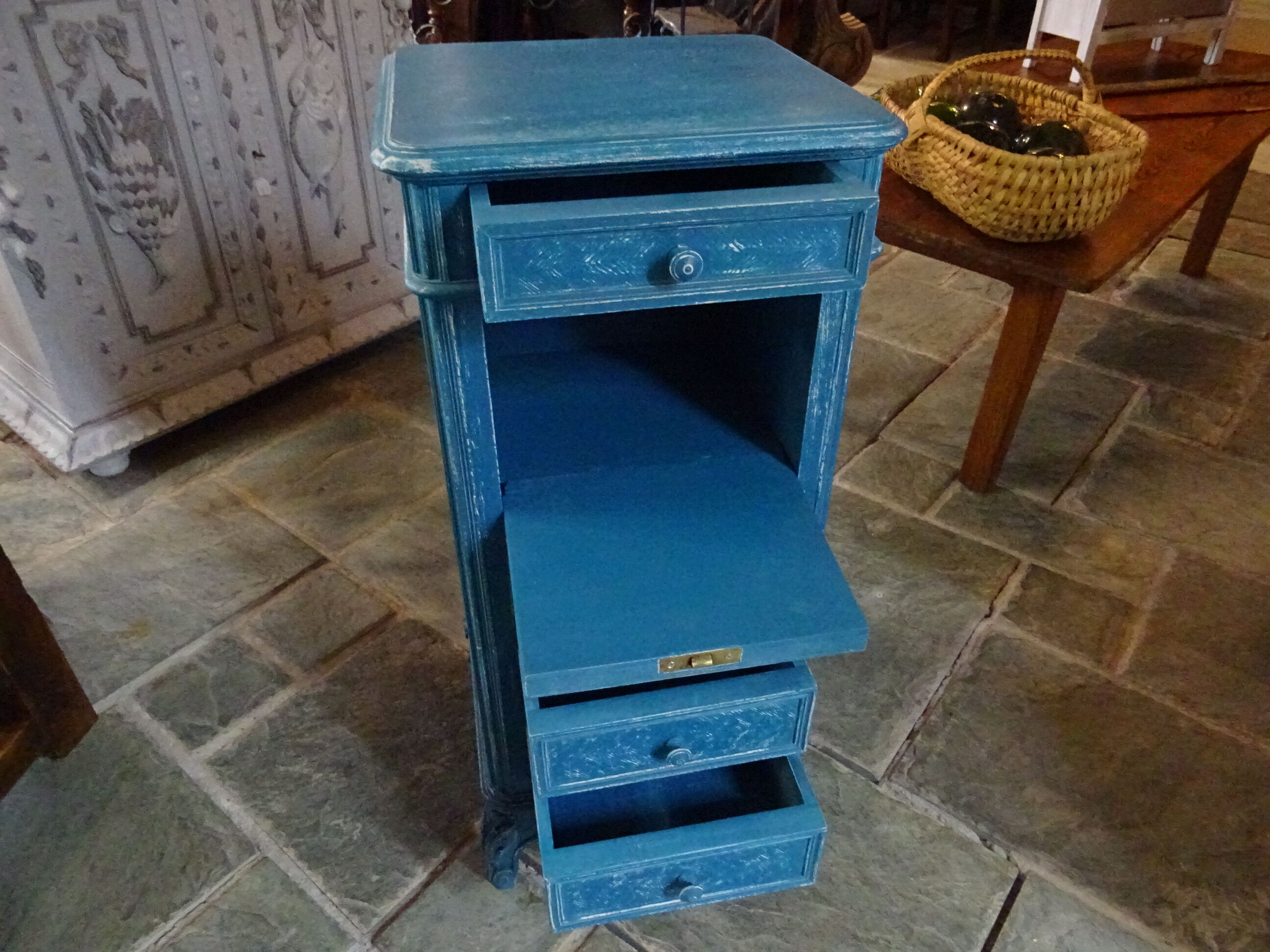 extra furniture