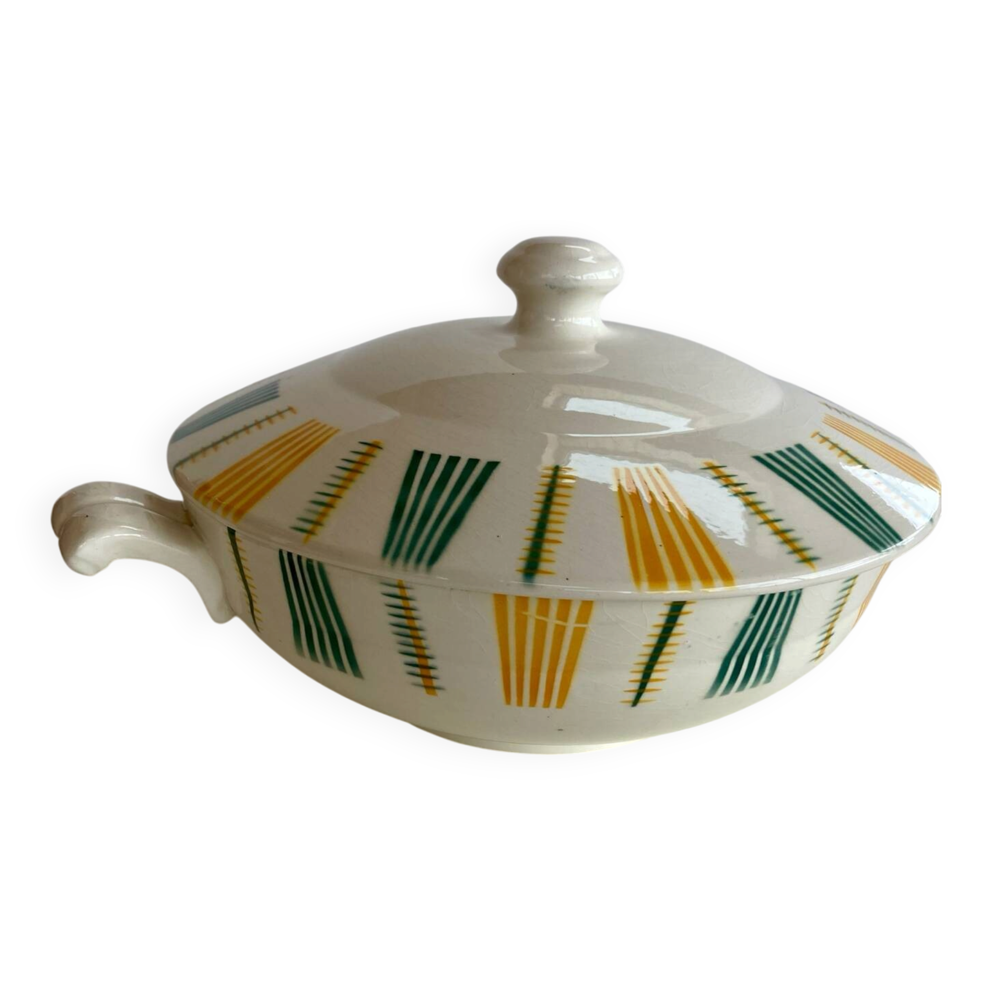 Vintage Sarreguemines soup tureen Brigitte