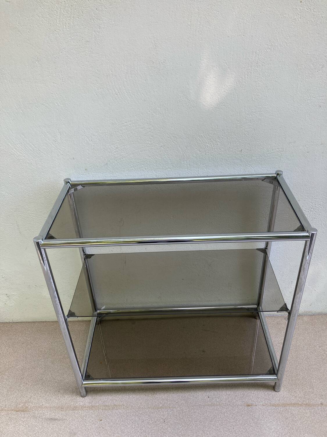 Étagère console chromée verre fumé années 70