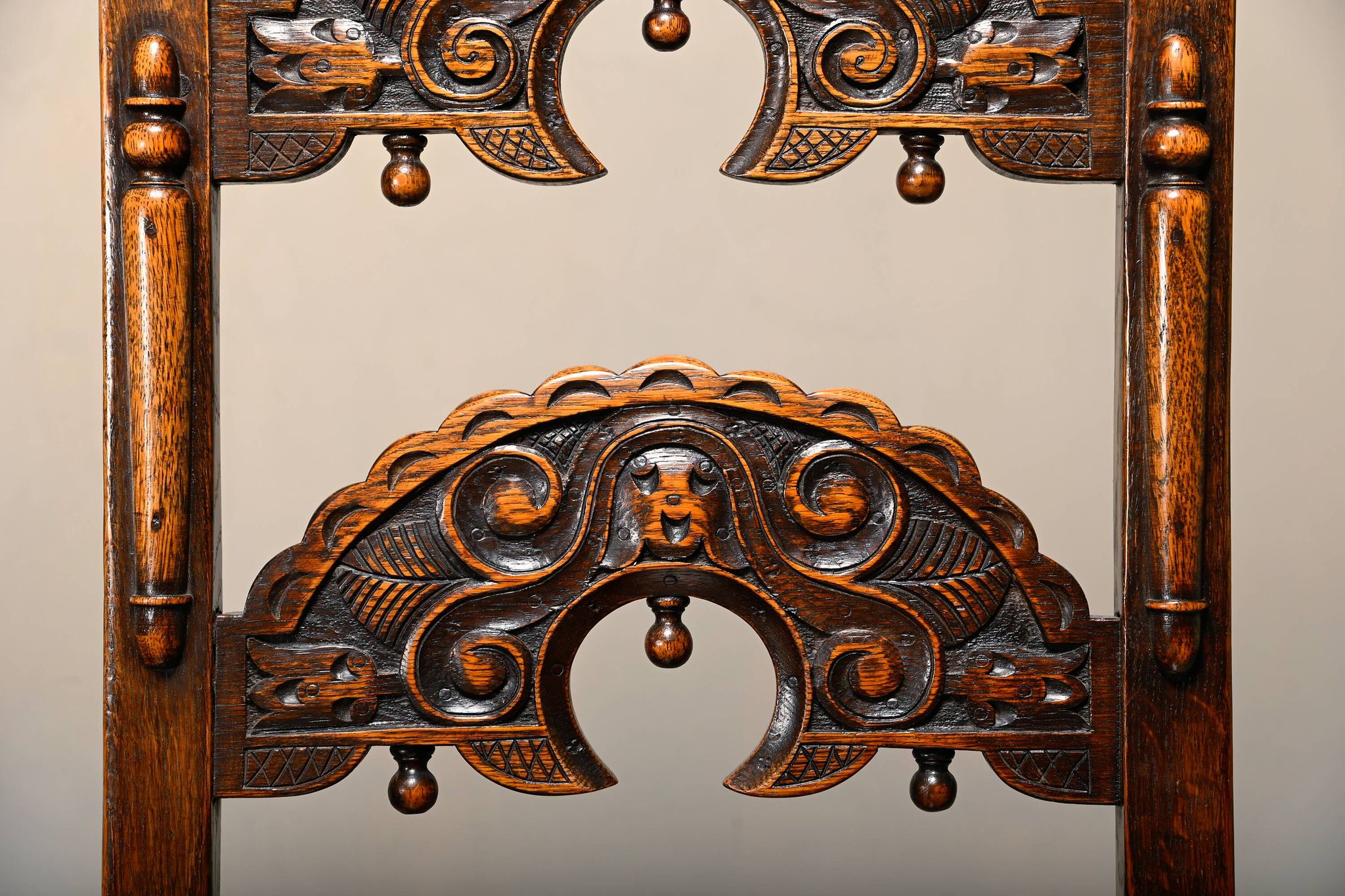 Paire de tabourets/chaises d'appoint anciens du Yorkshire en chêne massif, Angleterre, XVIIIe siècle