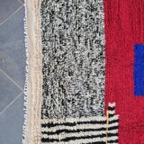 Traditional handmade Berber rug, size 150/250 cm.