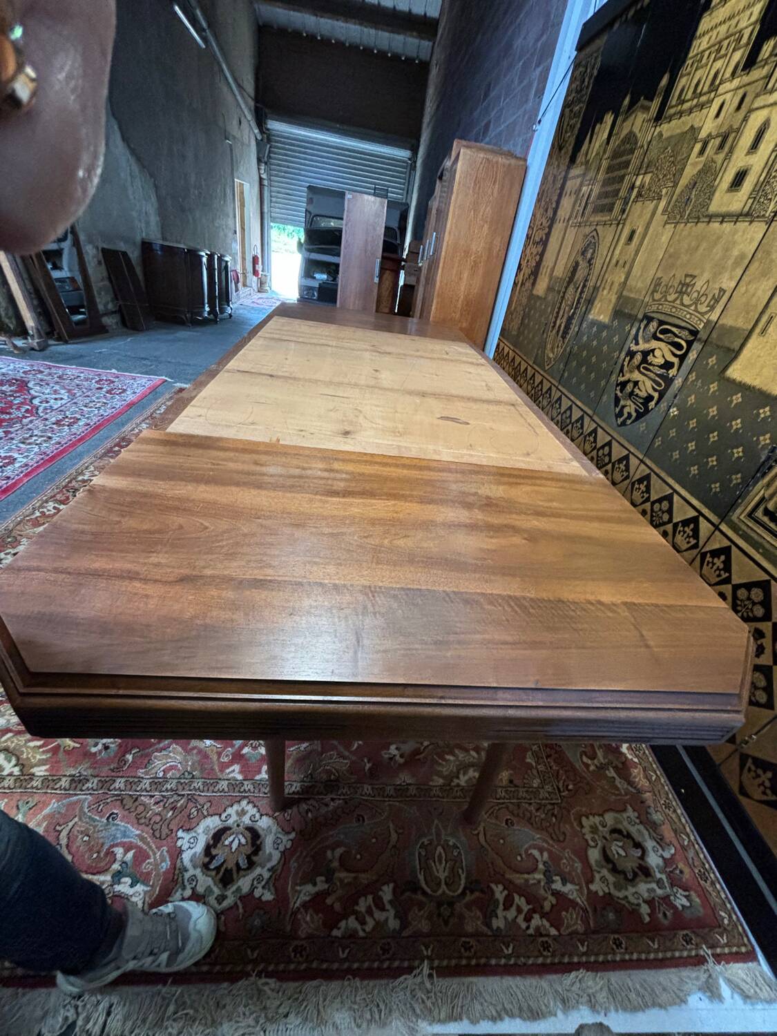 Table à manger art deco pied central