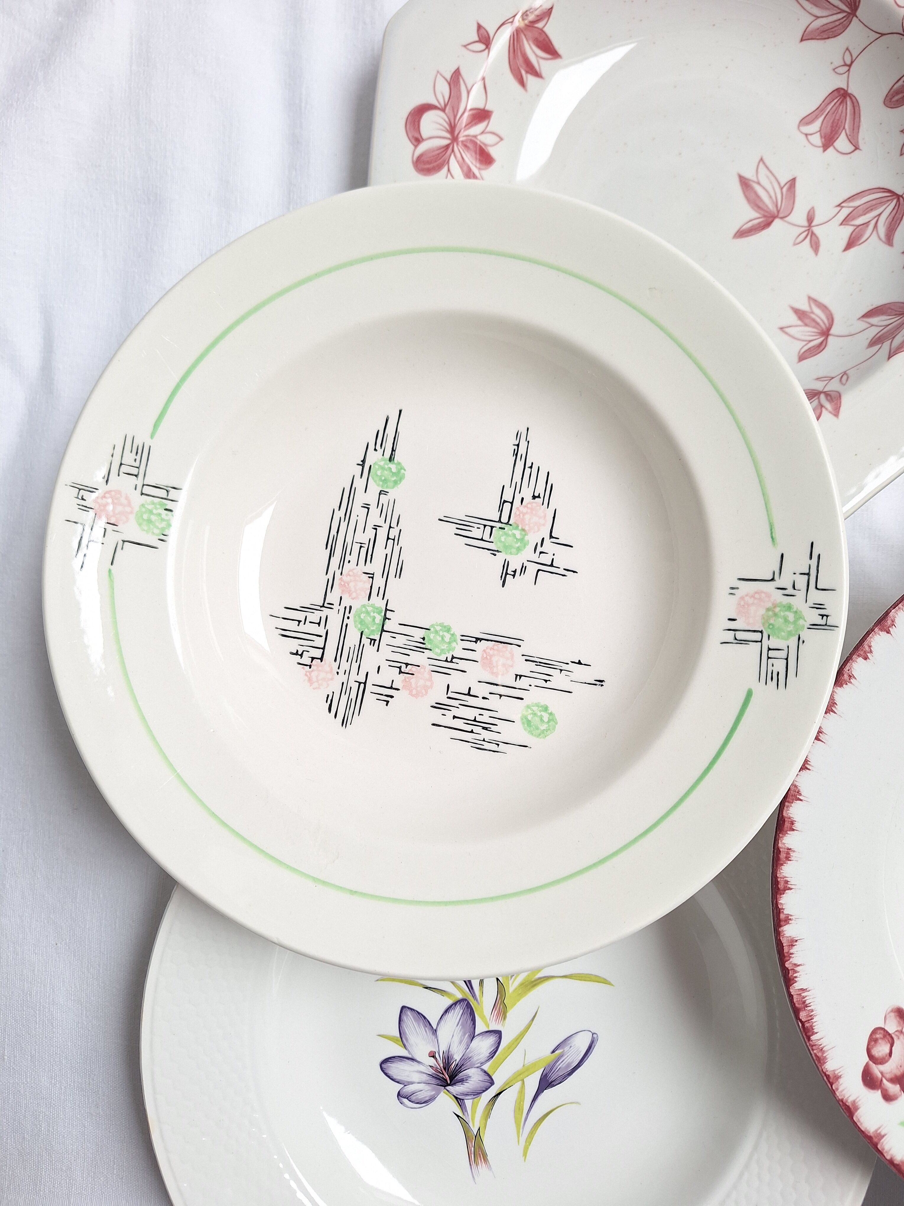 St Amand deep plates, Moulin des Loups