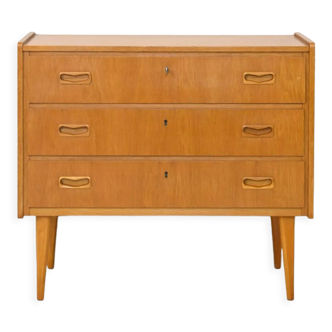 Scandinavian vintage chest of drawers