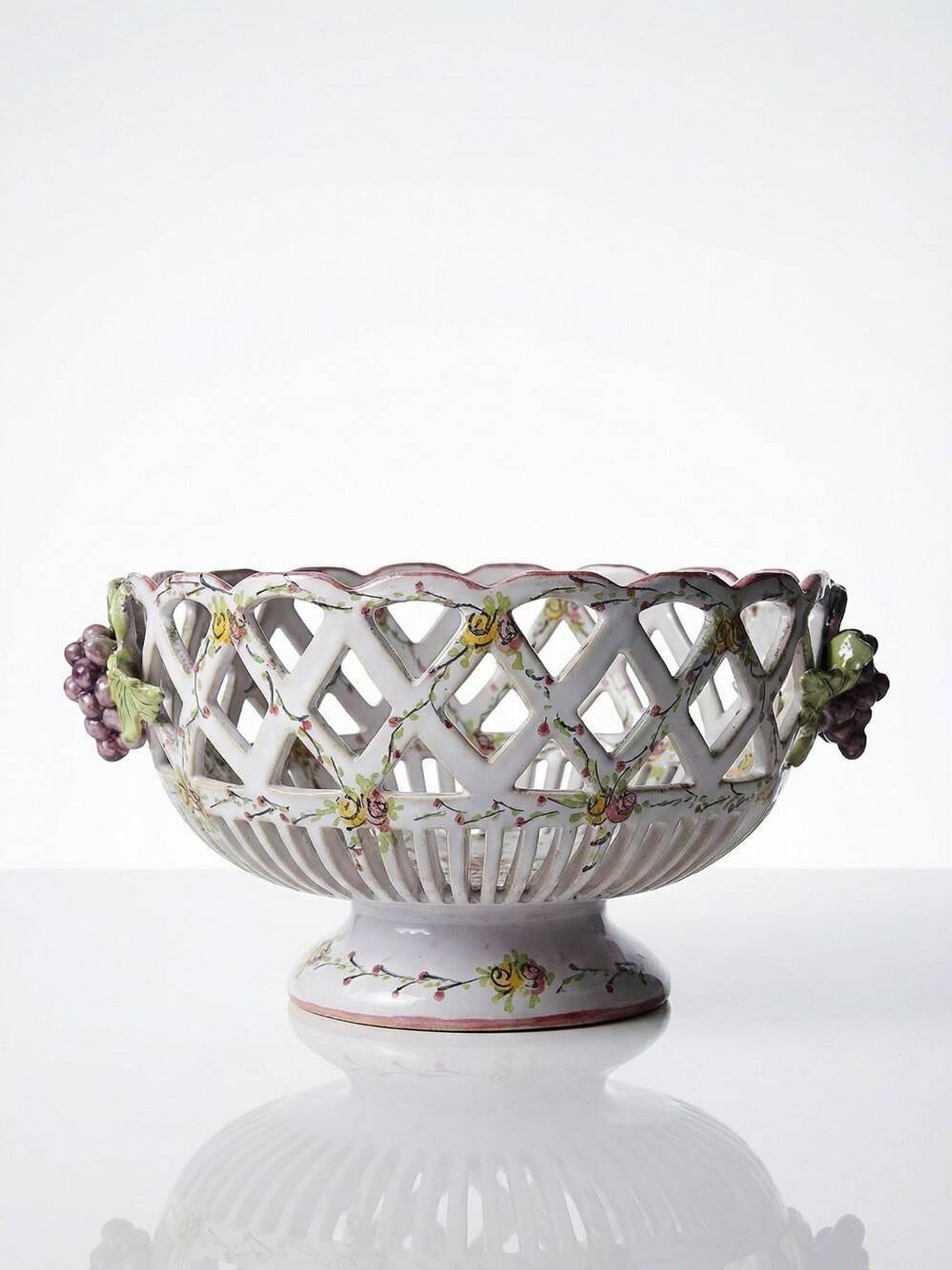 Openwork bowl in painted earthenware, Émile Tessier Le Croisic, 30-50's accident