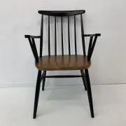 Chaise Ilmari Tapiovaara avec accoudoir, années 1960.