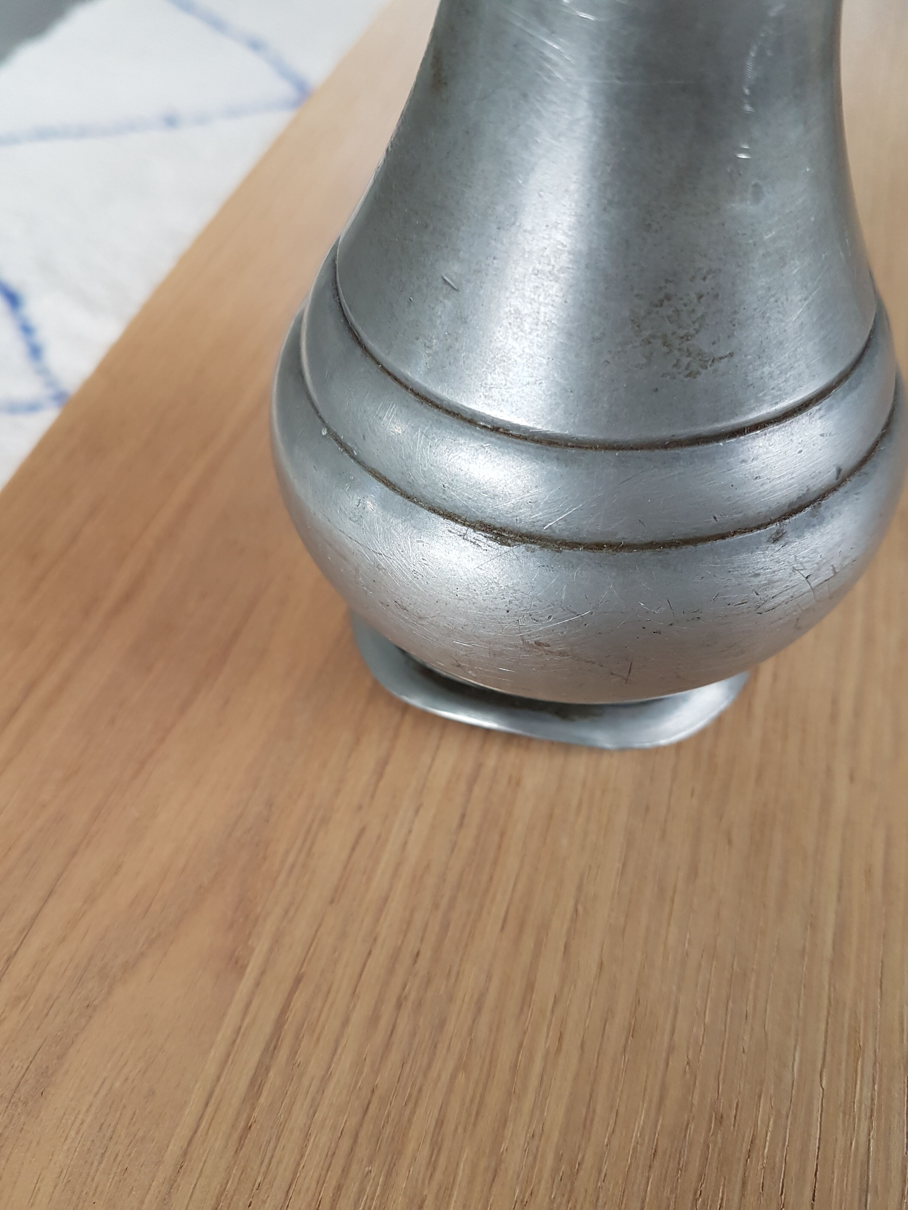 Pepper mill in etain