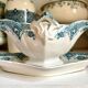 Saucière en terre de fer bleue et blanche