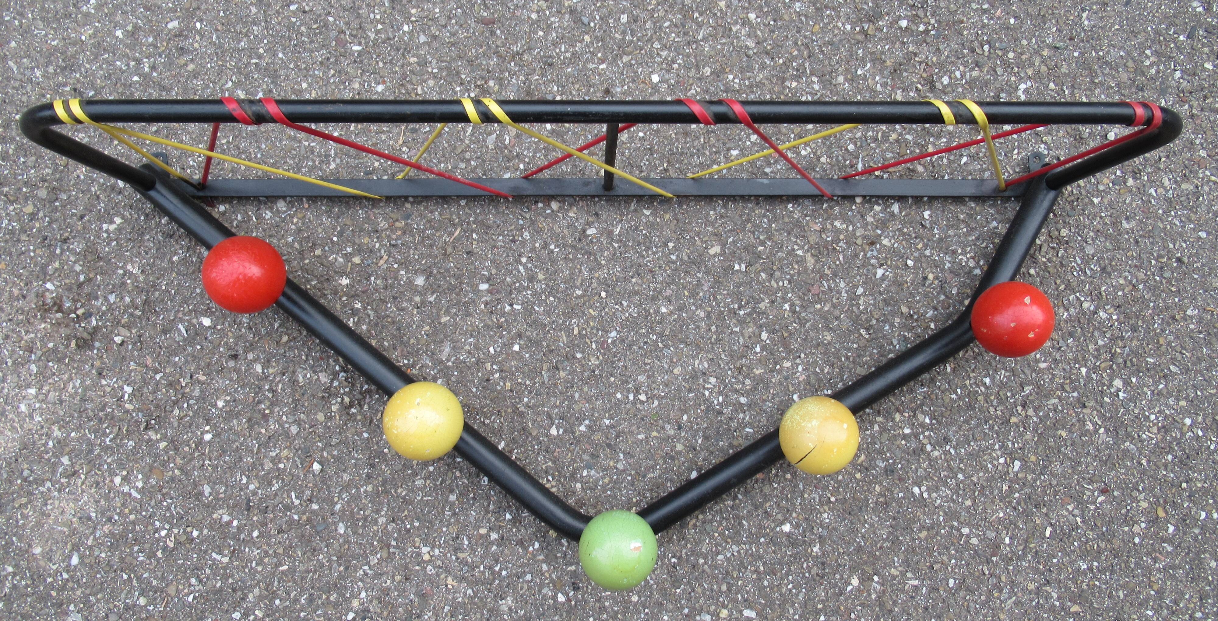 Door coat vintage ball scoubidou years 50