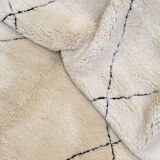 Beni Ouarain Berber rug 280 x 206 cm