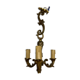 Louis XV style wall lamp in gilded bronze