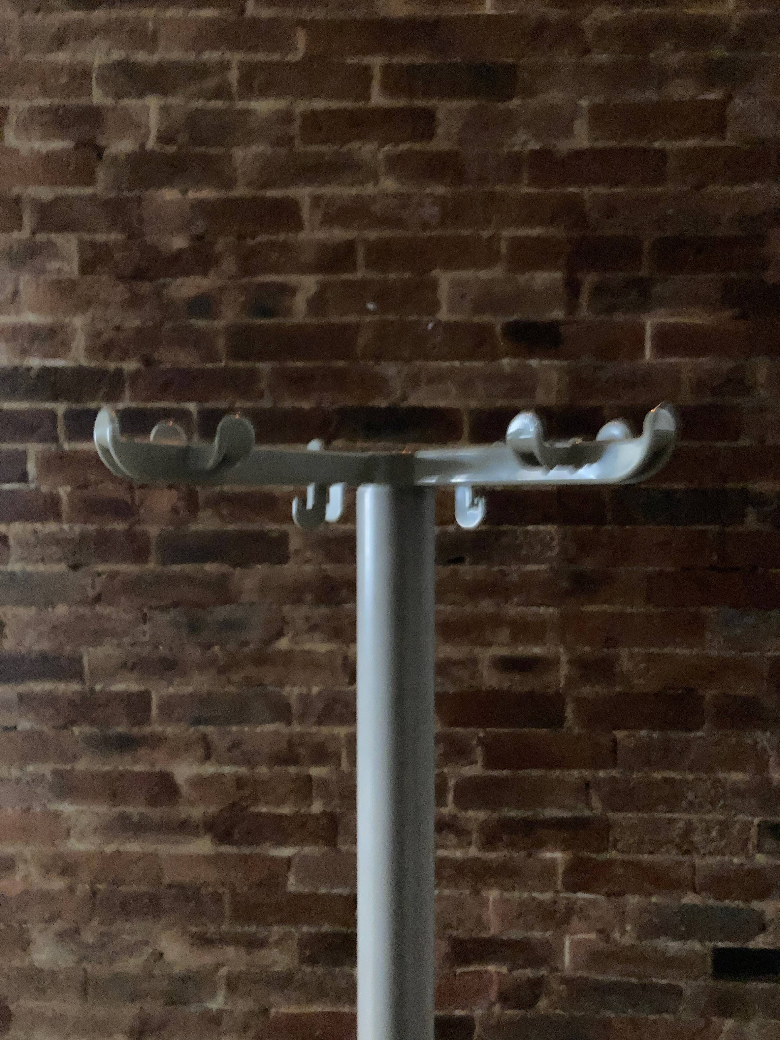 Coat rack Ettore Sottsass Italian design Olivetti Synthesis 1970