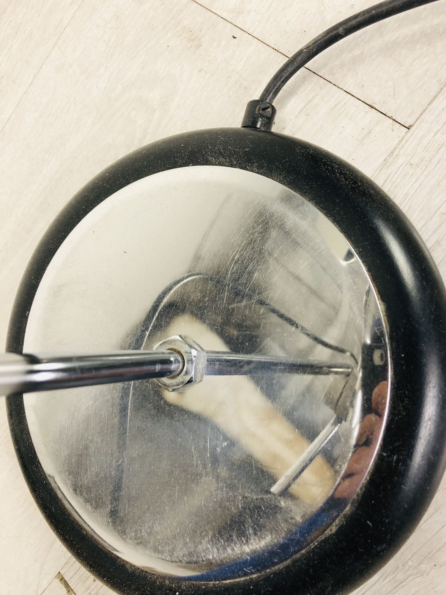 Grande lampe chromée