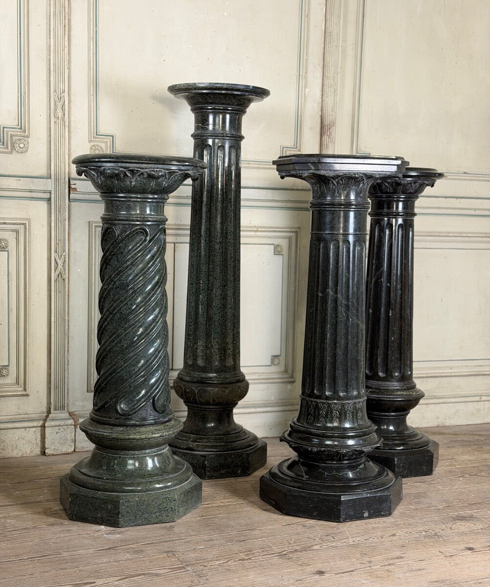 4 columns in green serpentine marble, around 1880