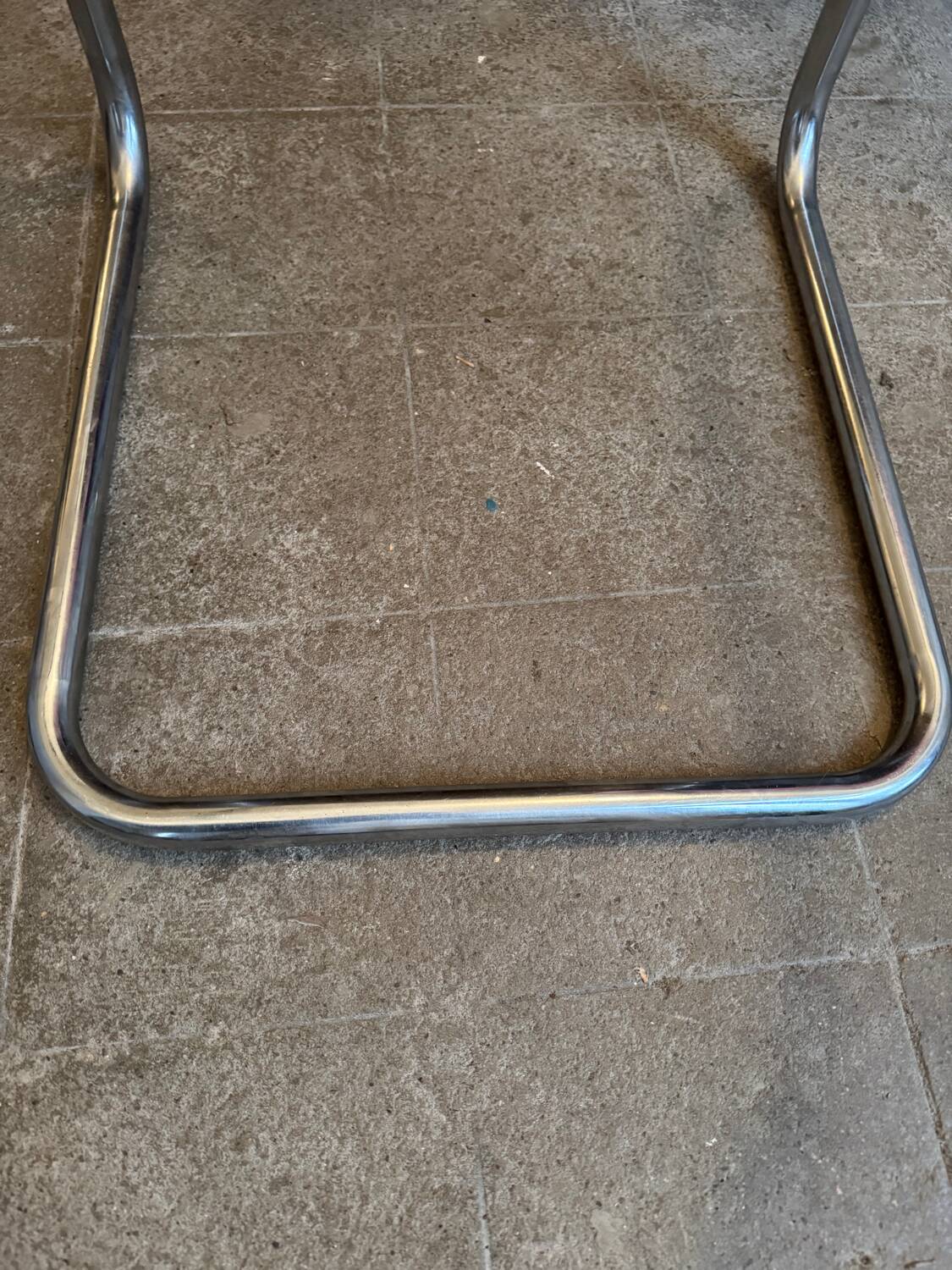 Marcel Breuer black chair B32 Cesca made in Italy