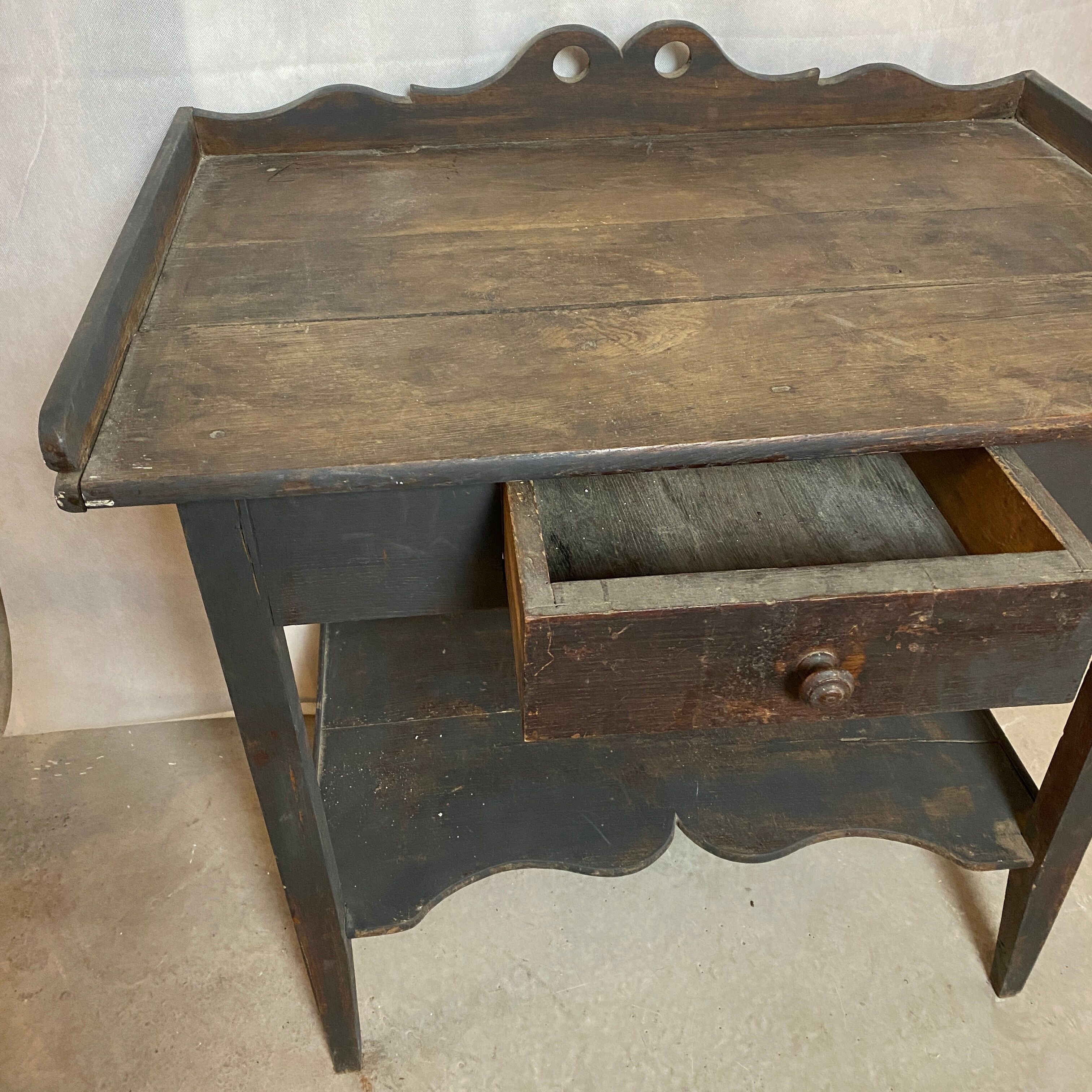 Petite table d'appoint