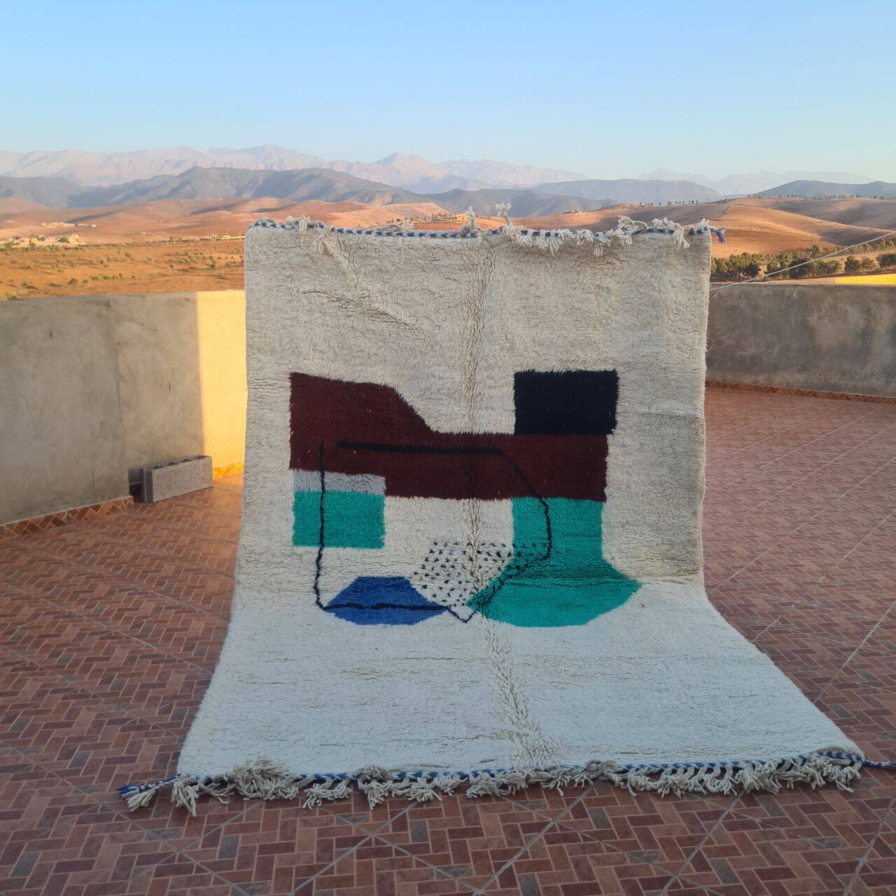 Handmade Moroccan Berber rug 300 x 200 cm