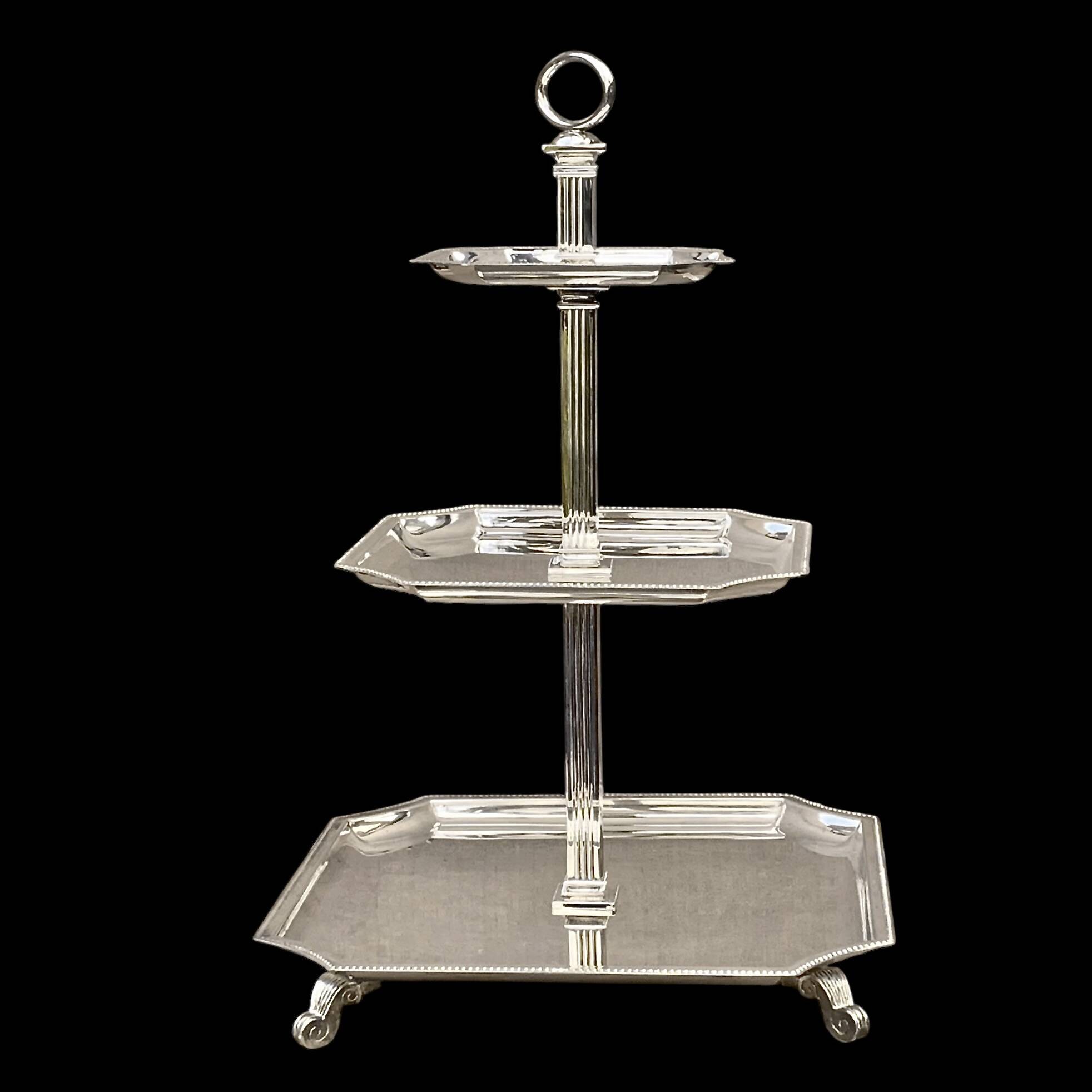 Serviteur muet à trois étages en métal argenté – élégance des années 1950