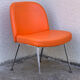 Chauffeuse vintage orange skaï et chrome 1970