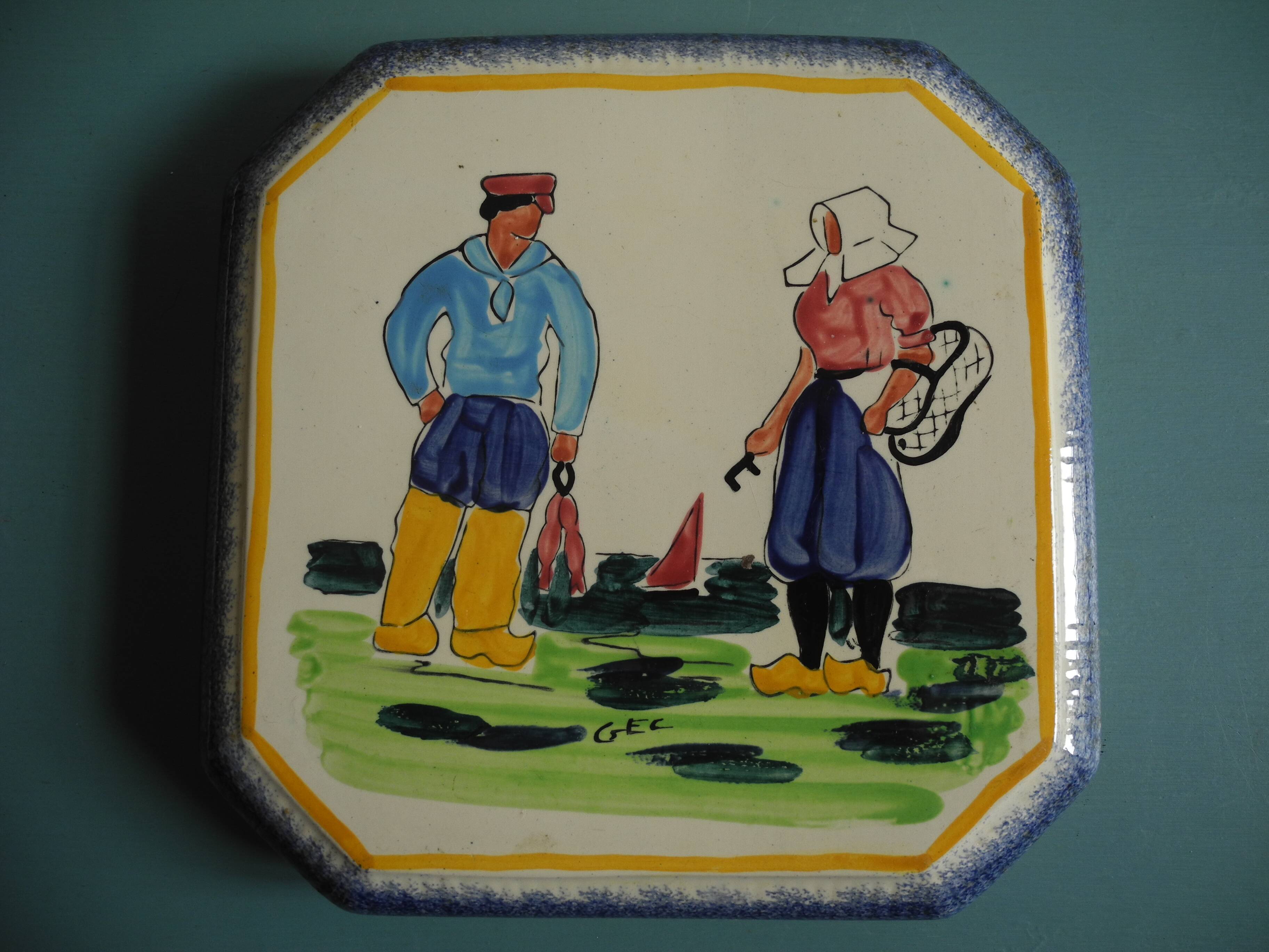 antique earthenware trivet from Pornic La Rochelle, vintage table trivet