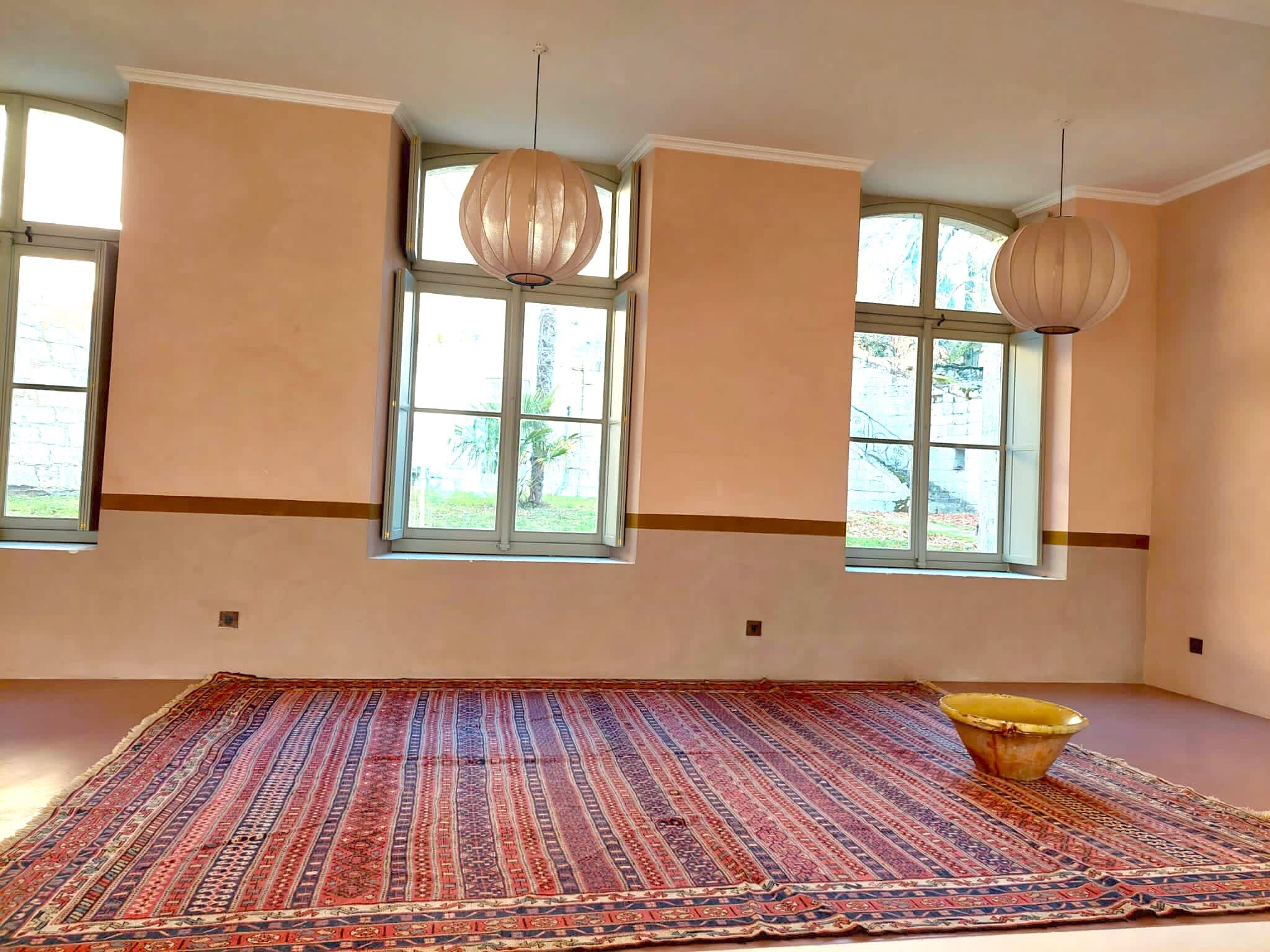 Iranian Kilim rug, 383x290 cm