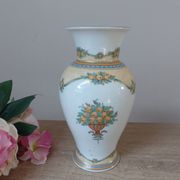 White Porcelain Vase Kaiser – Catherine Collection – Hand-Painted Decor