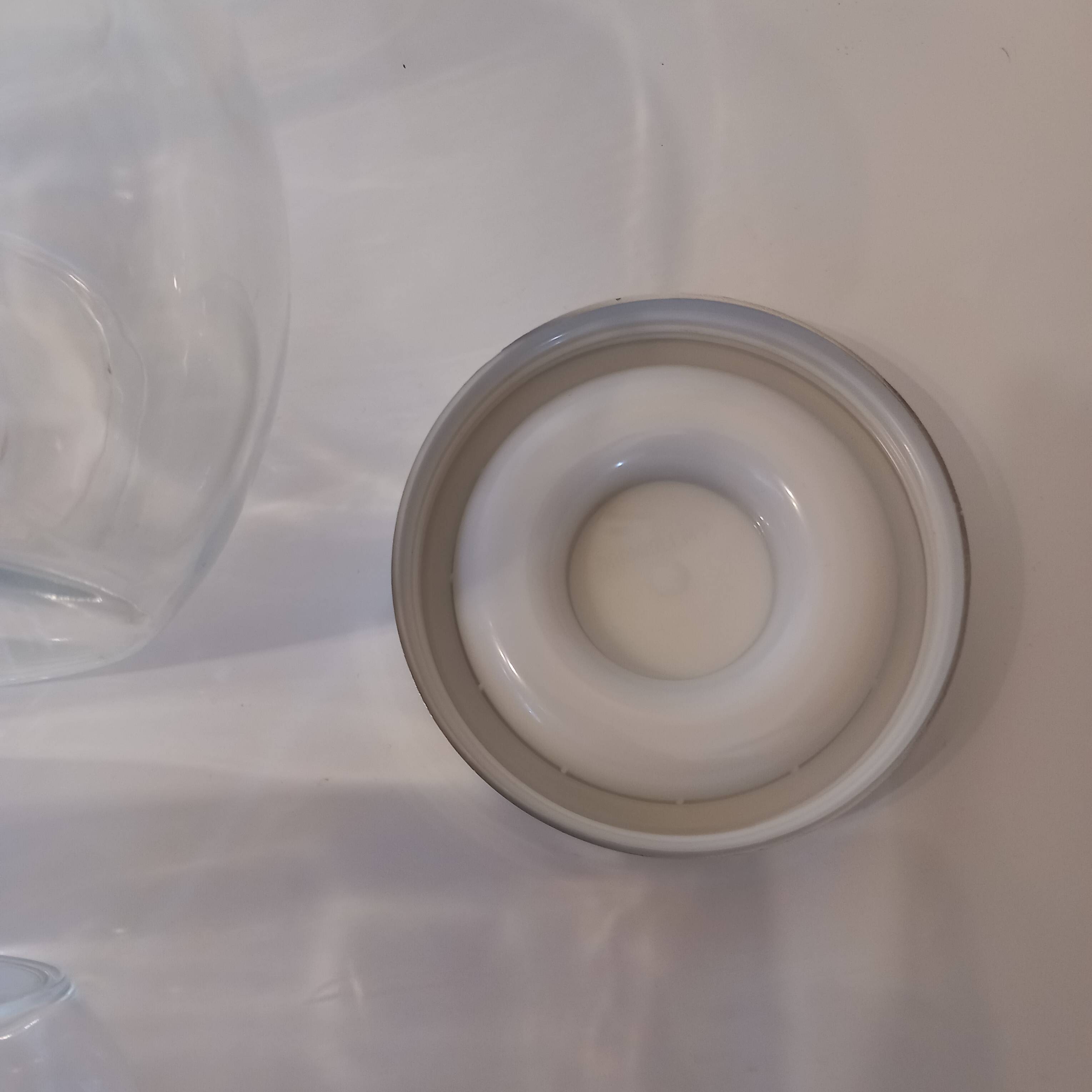 2 vintage Bormioli Rocco glass jars