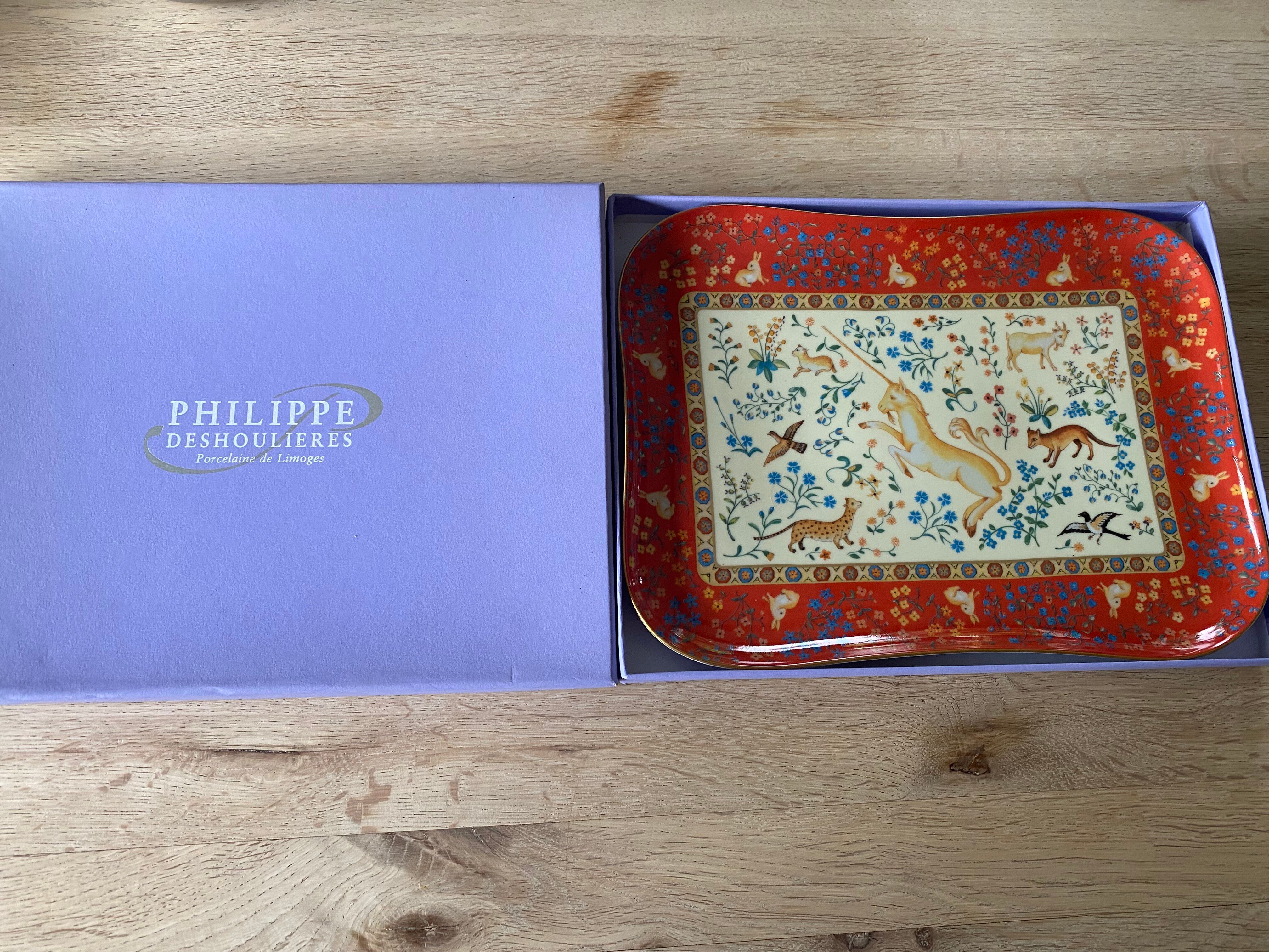 Small empty pocket dish created for Philippe Deshoulieres.