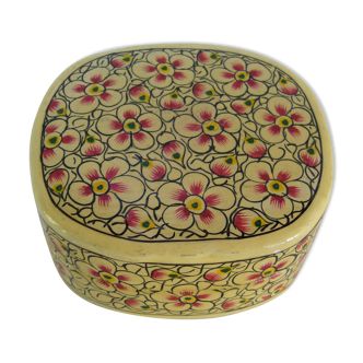 Old Italian flowered box