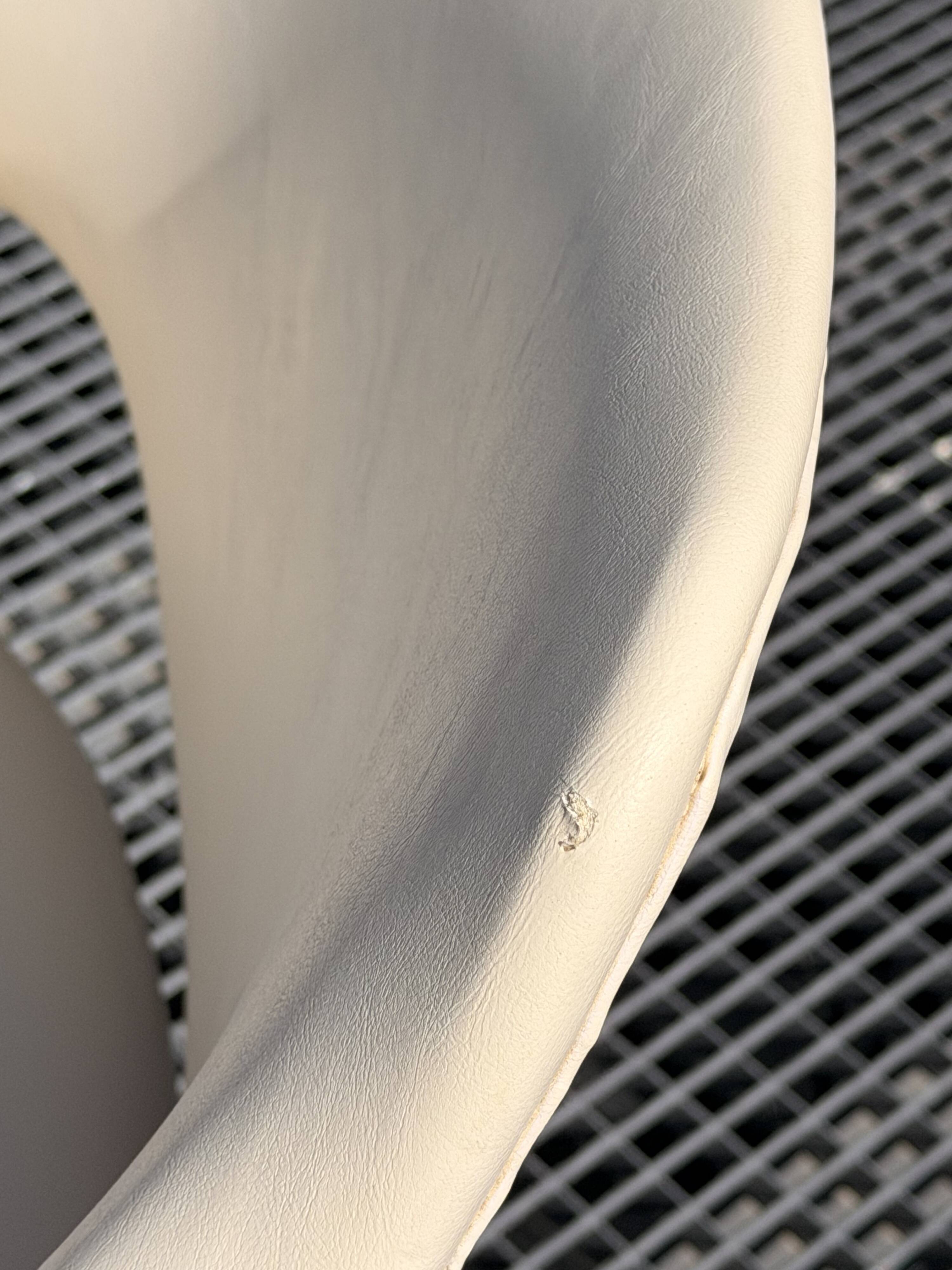 Dining Room Set Scimitar Boris Tabacoff MMM 1970 | Glass and Chrome