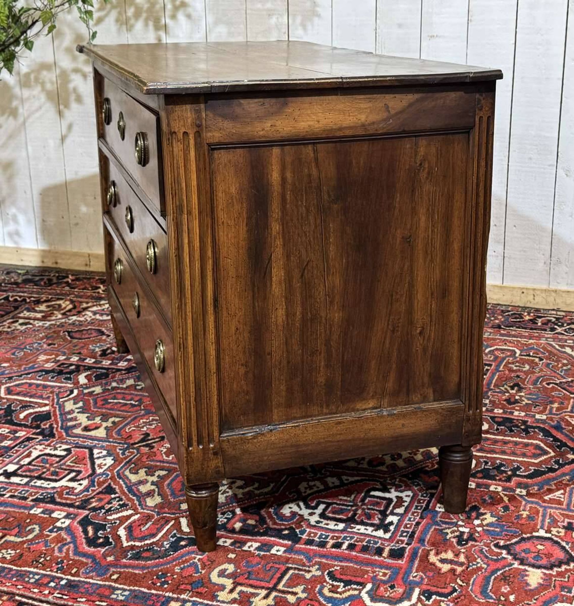 Louis XVI commode from the 18th century in walnut.