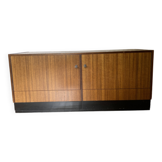 Meuble de rangement bas