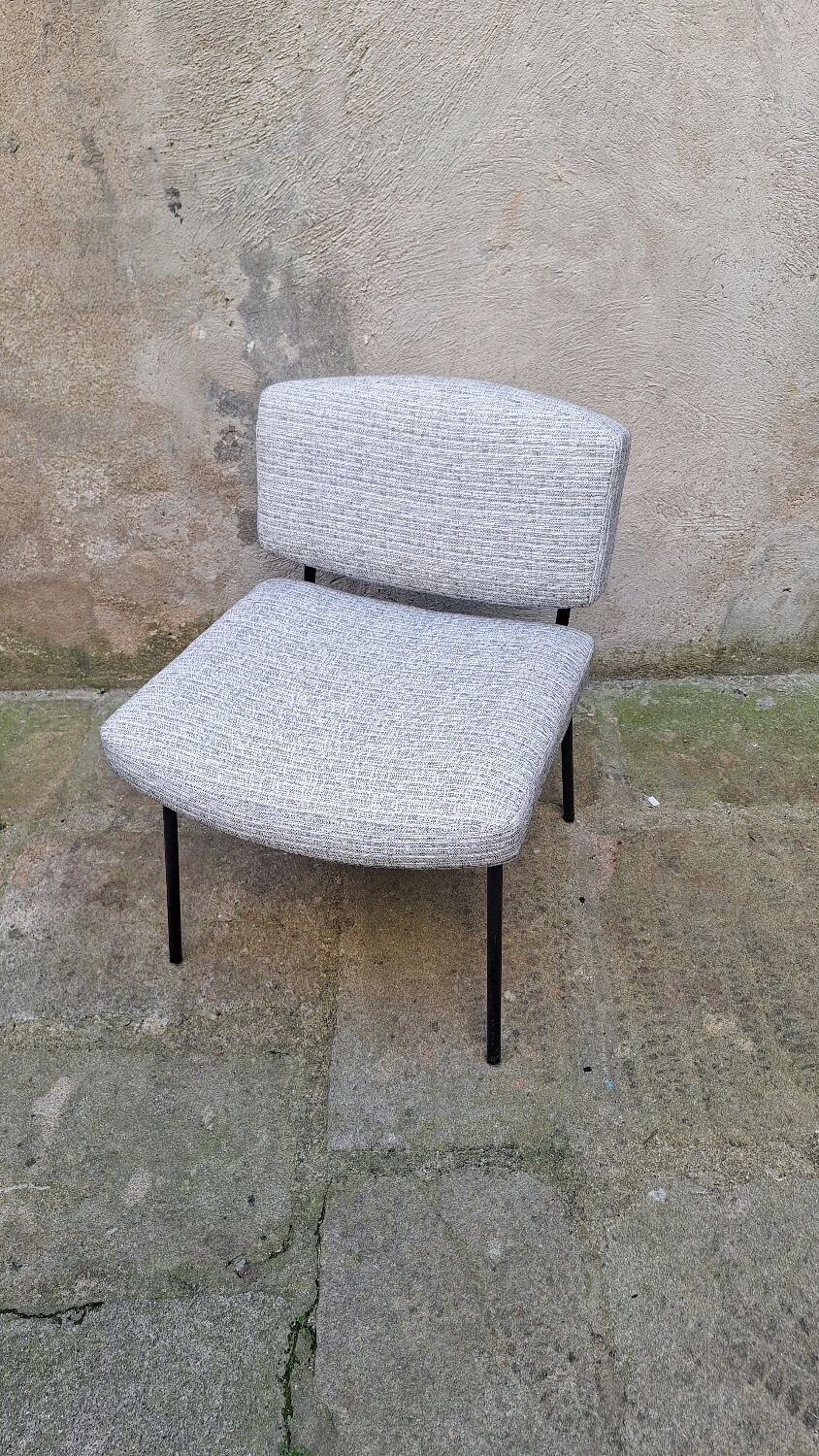 Consulting chair by Pierre Guariche for Meurop