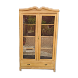 Armoire vitrée