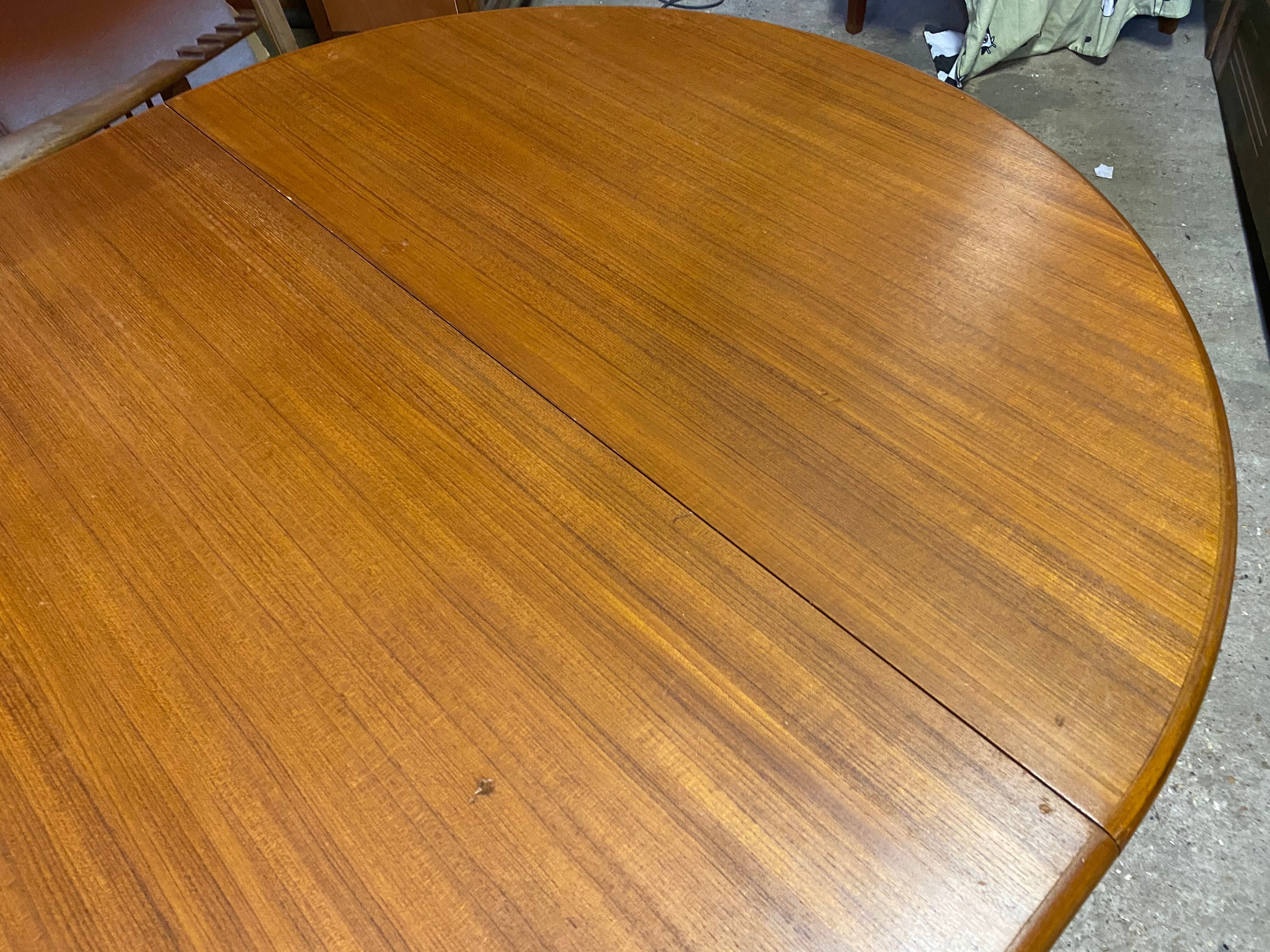 Vintage Baumann table with extension