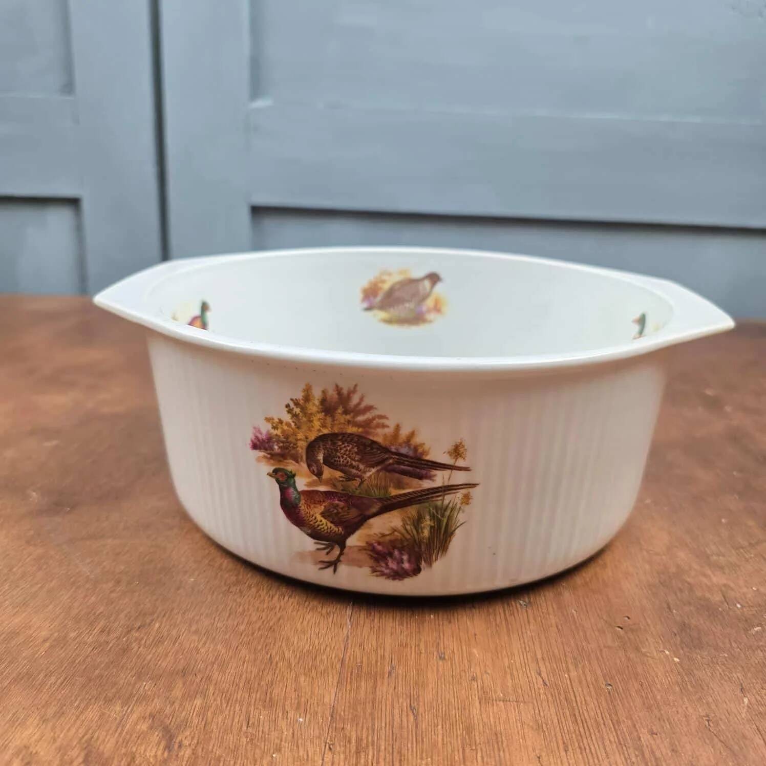 Old porcelain plate from Sarreguemines Digoin – Hunting decoration