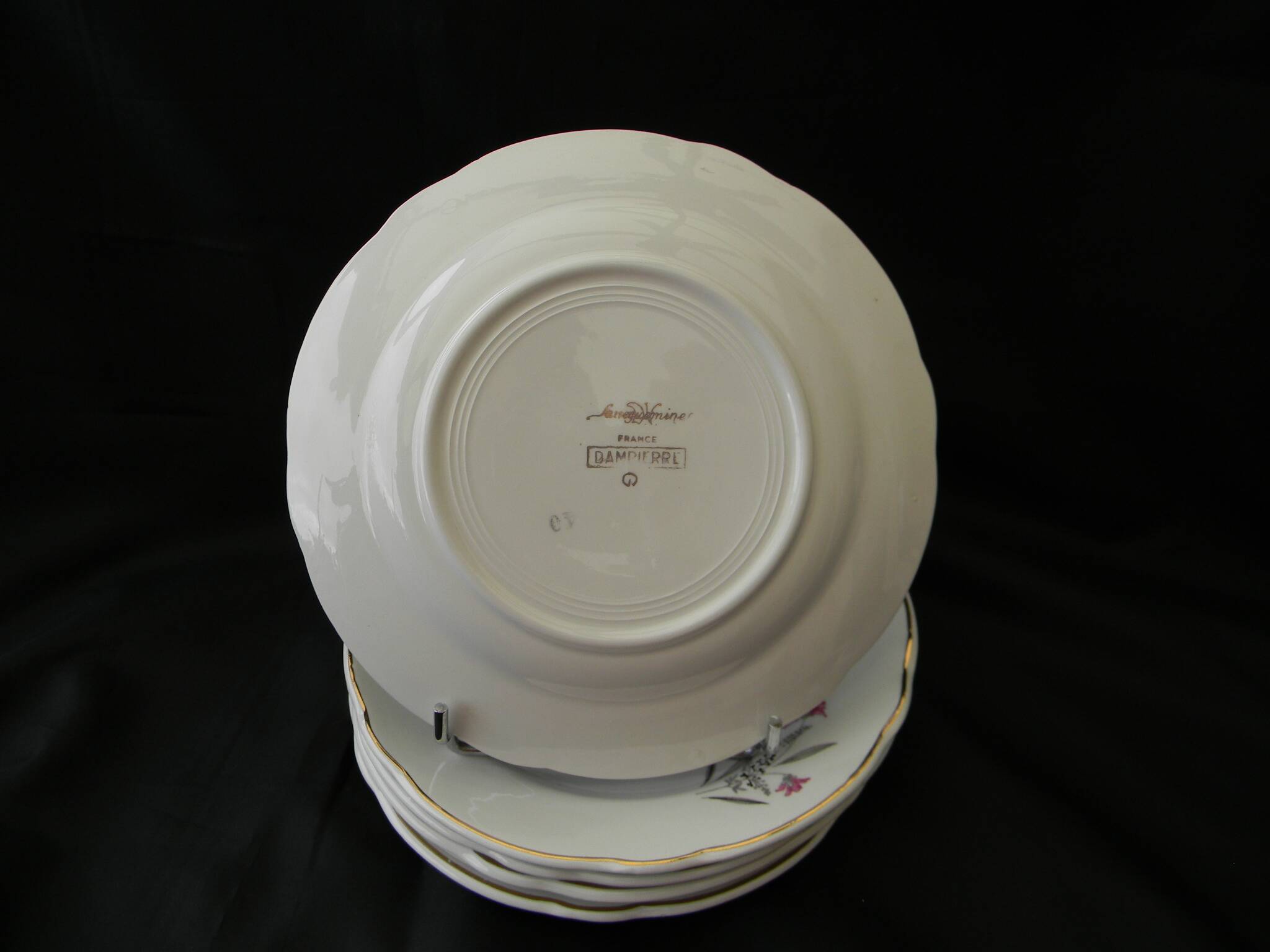 6 dessert plates in earthenware from SARREGUEMINES. DAMPIERRE model.