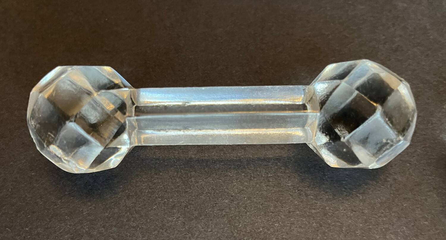 11 cut crystal knife holders