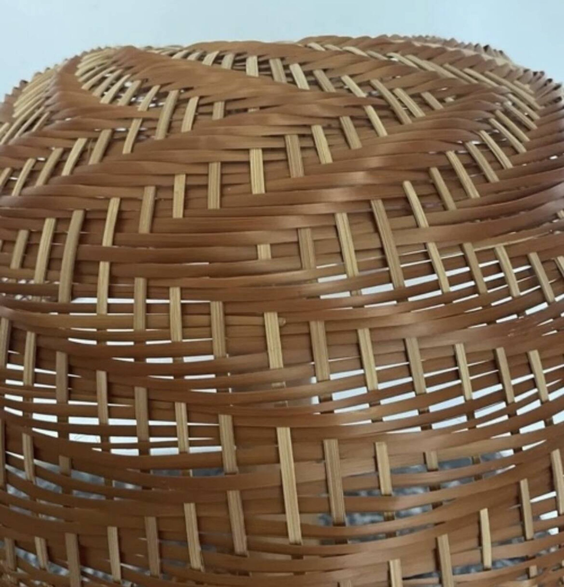 Lampe champignon XXL en rotin tressé années 70