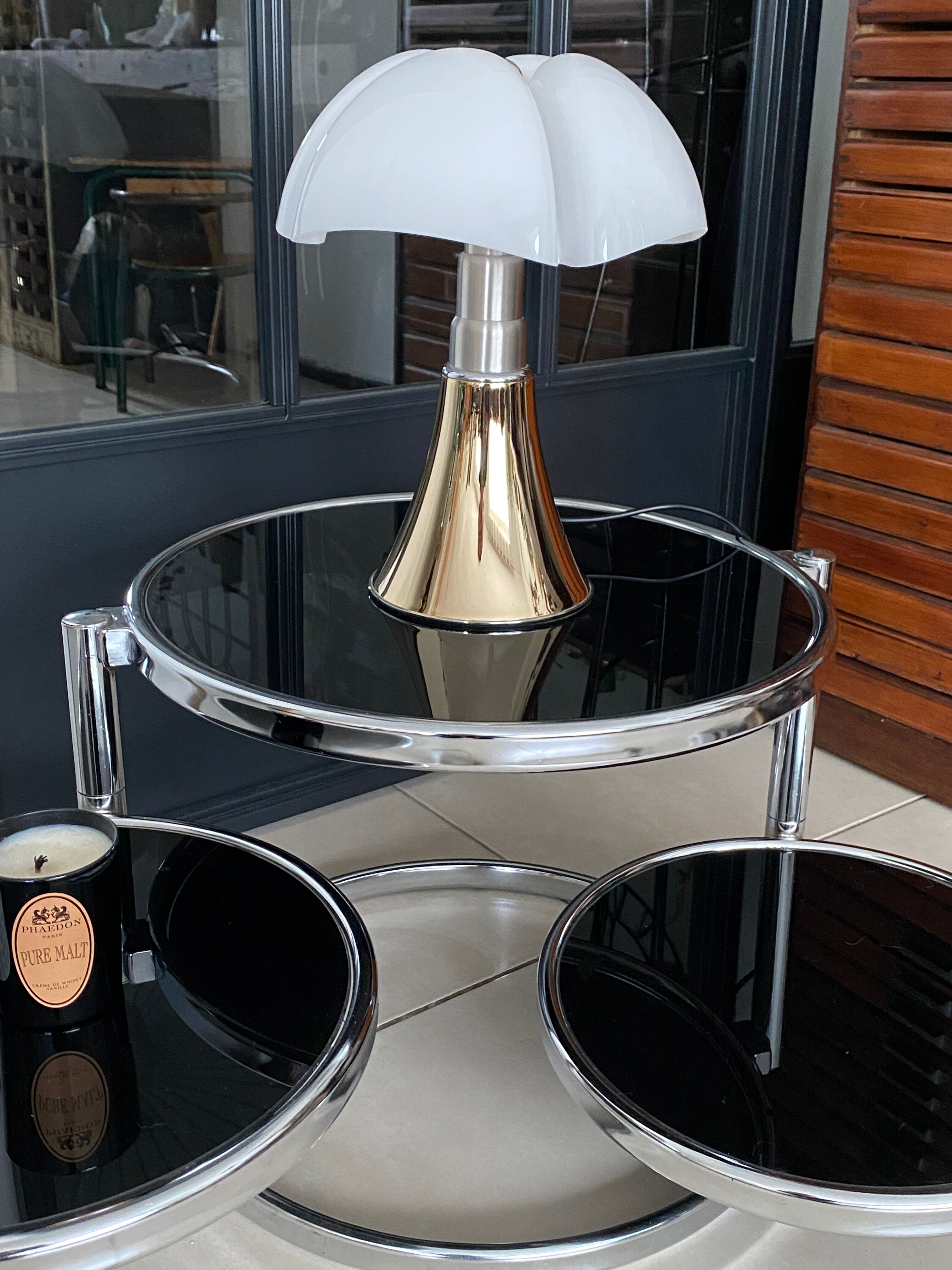 Table basse ronde en verre et chrome vintage
