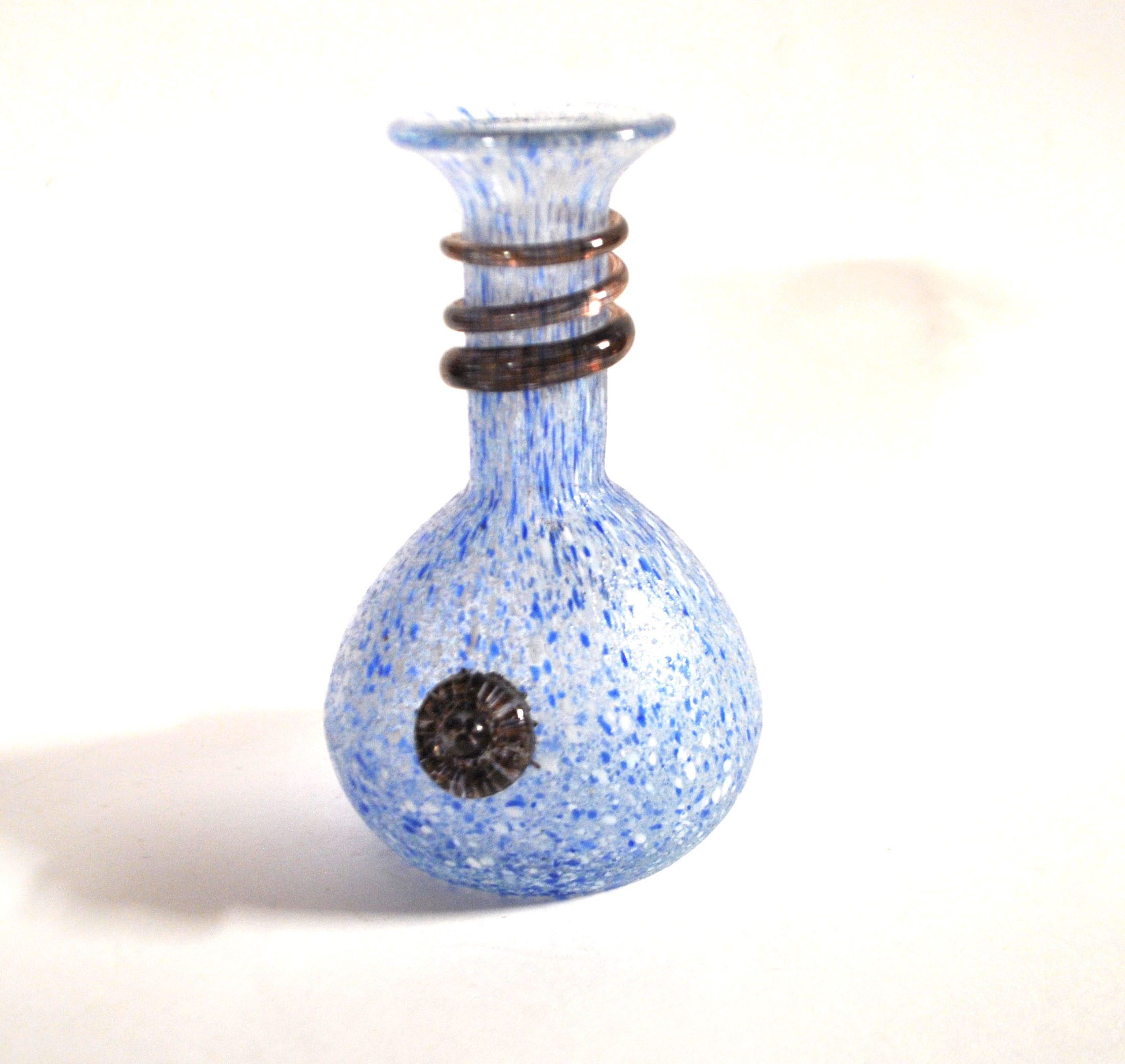 Coloured vase in blue and white glass paste – Murano bottle Italy