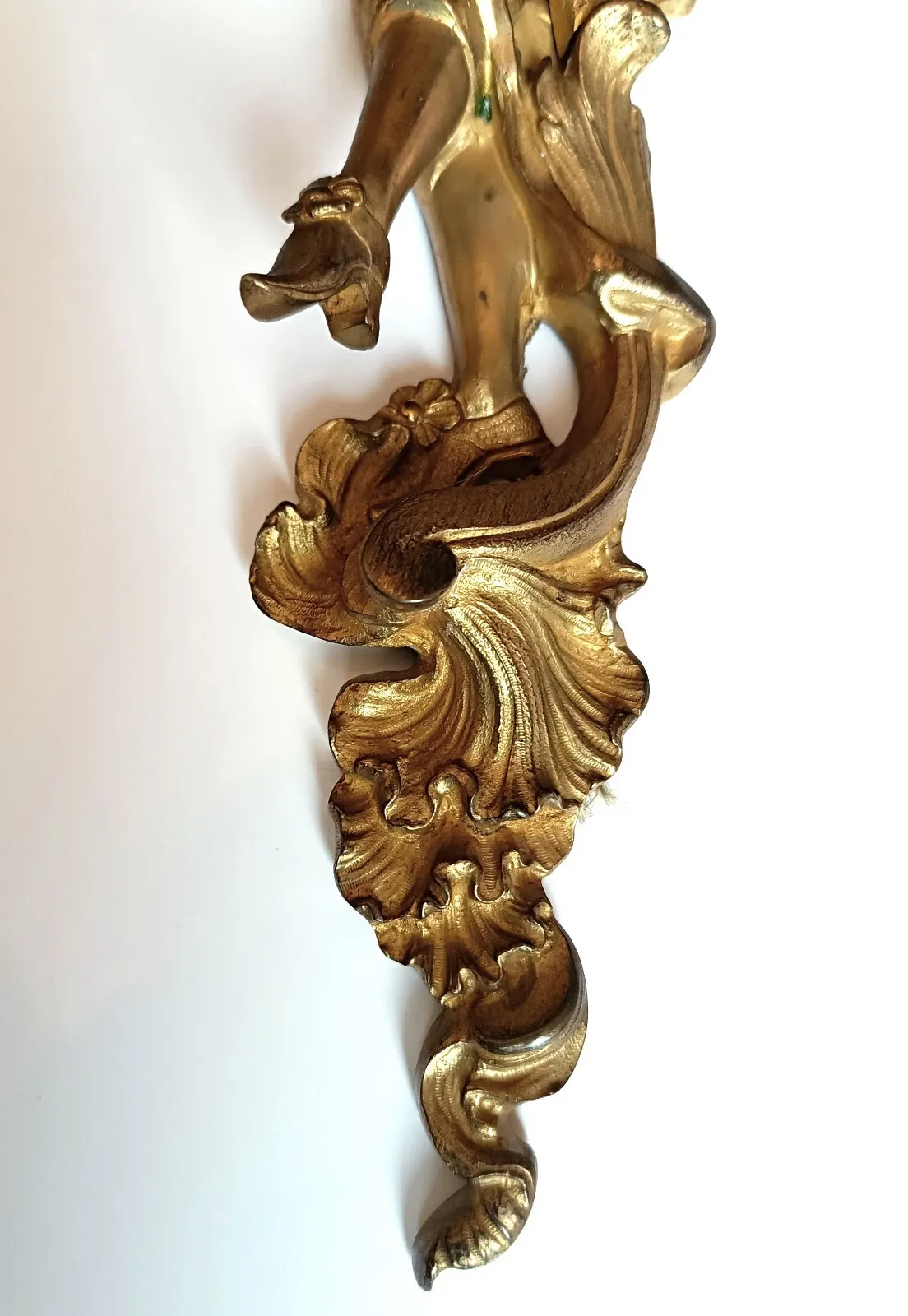 Pair of Régence style wall sconces in gilded bronze