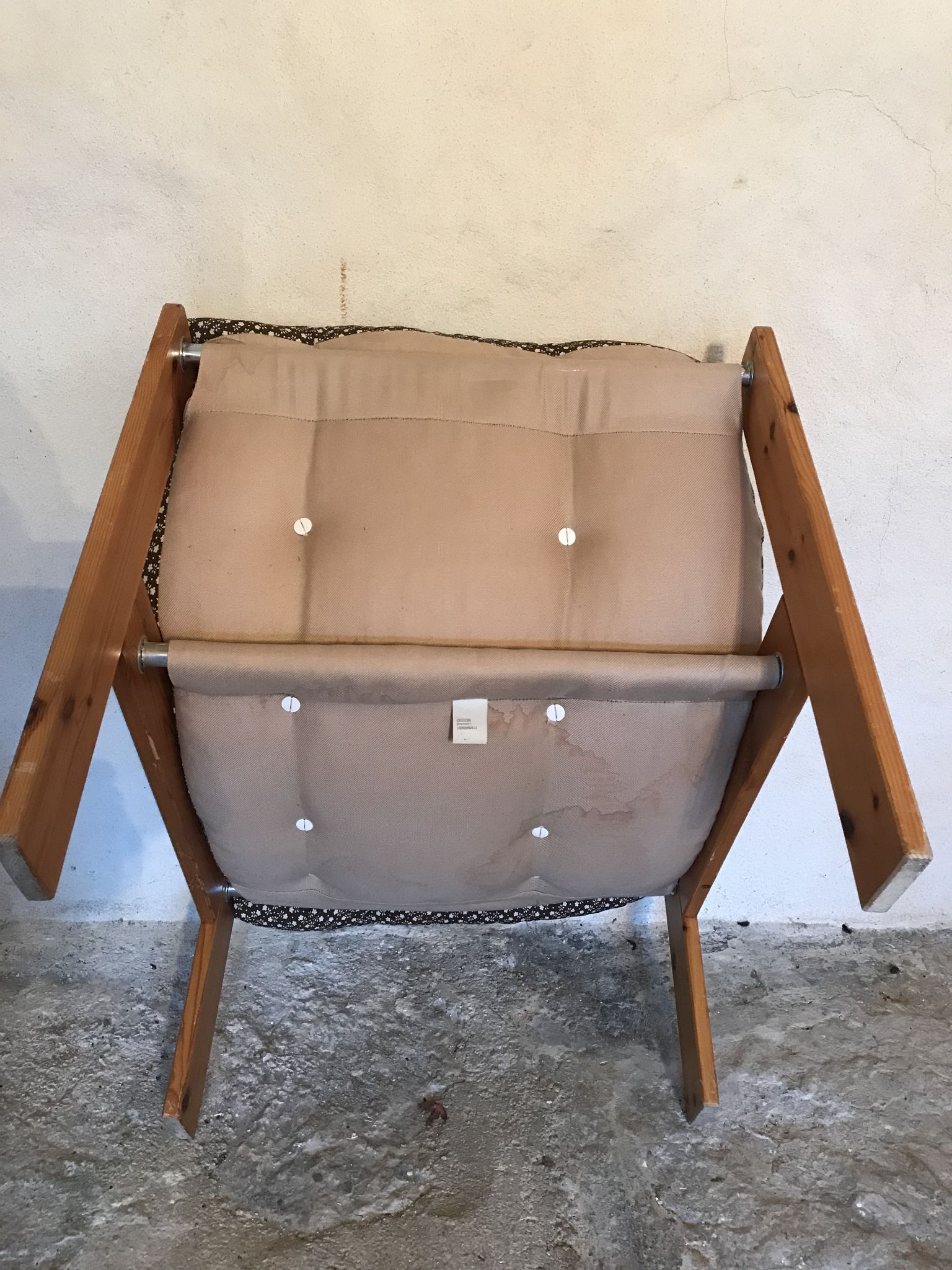 Vintage armchair in pine 1980's