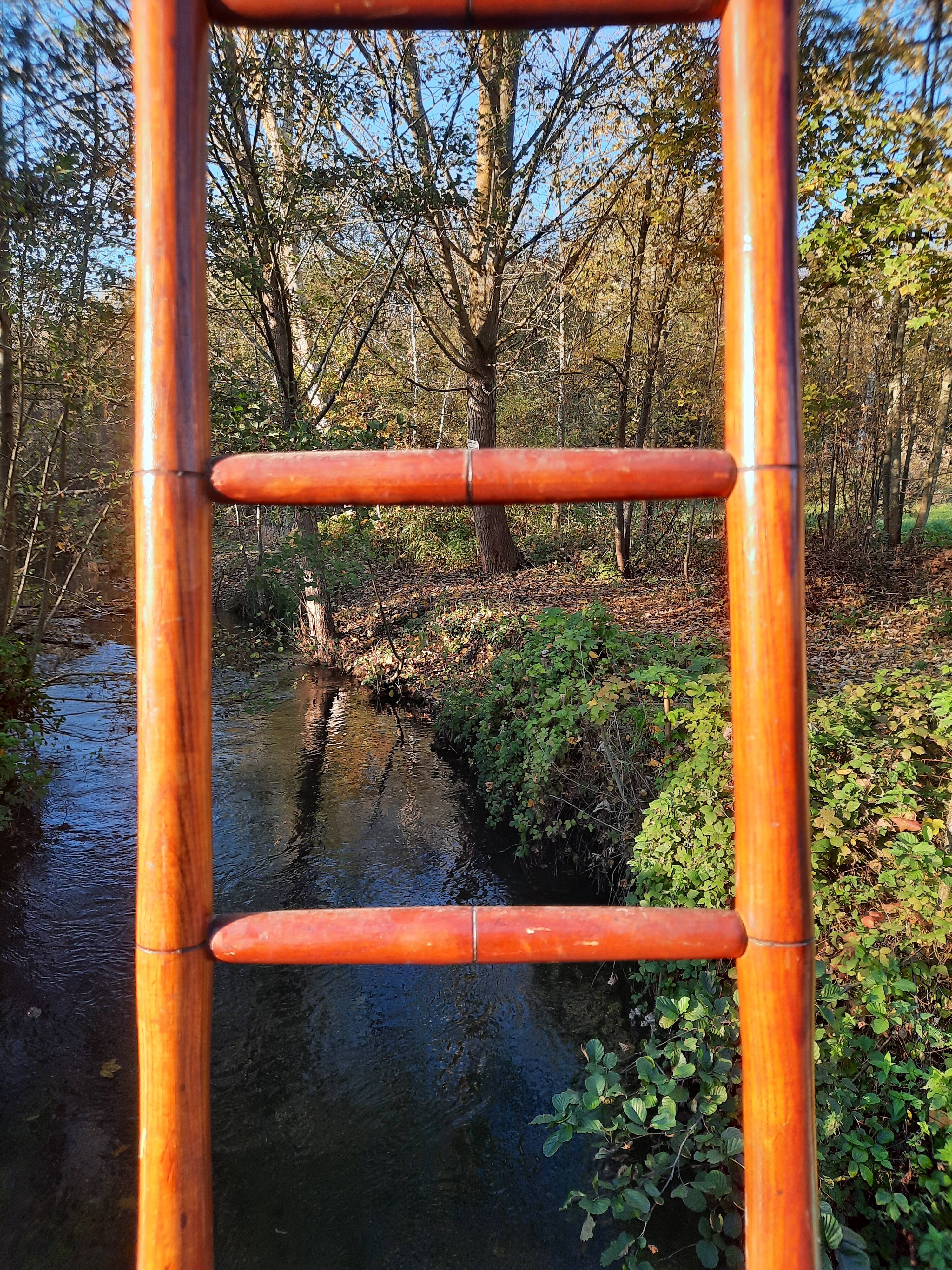 Wooden ladder with 9 bars