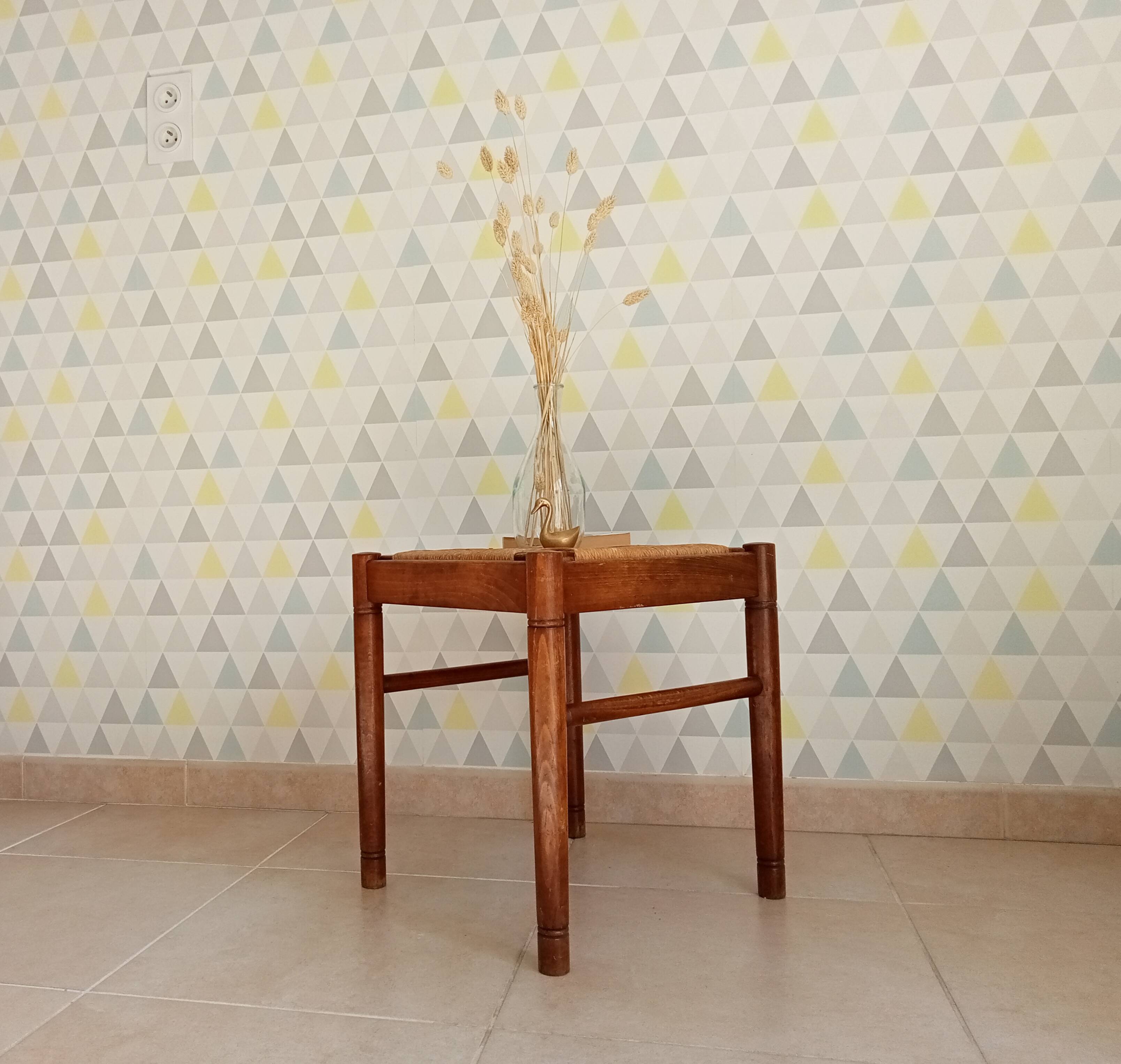 Vintage straw stool in cherry wood 70s/80s