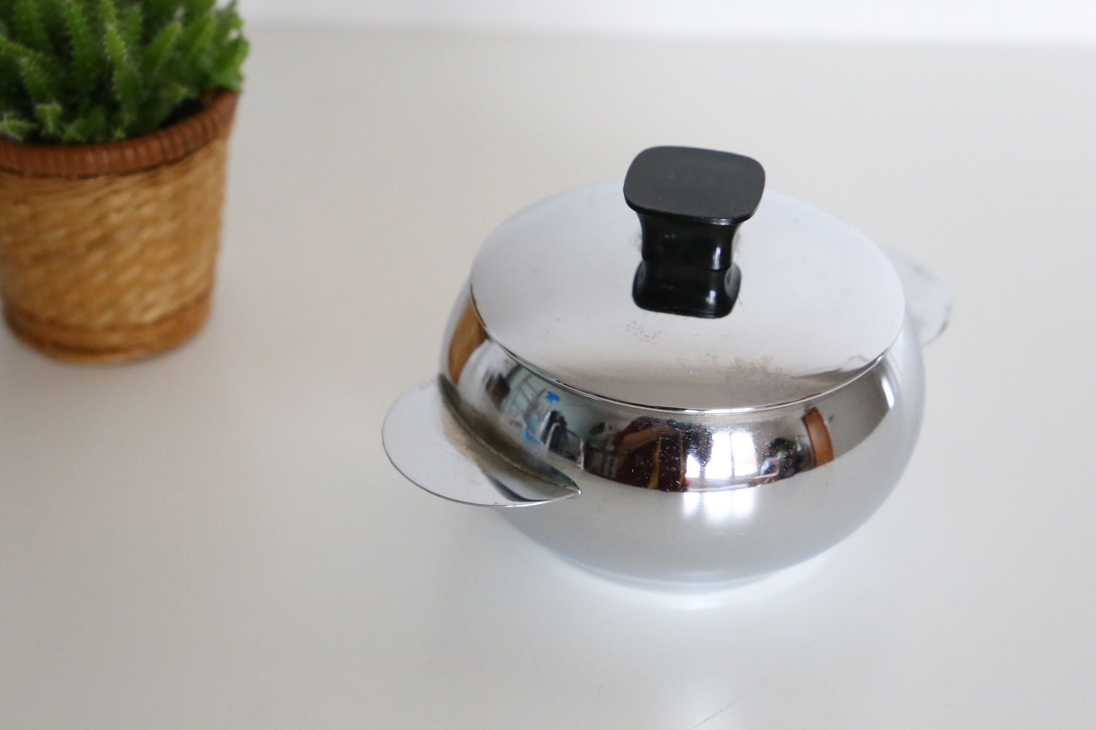 Metal sugar from the 1960s