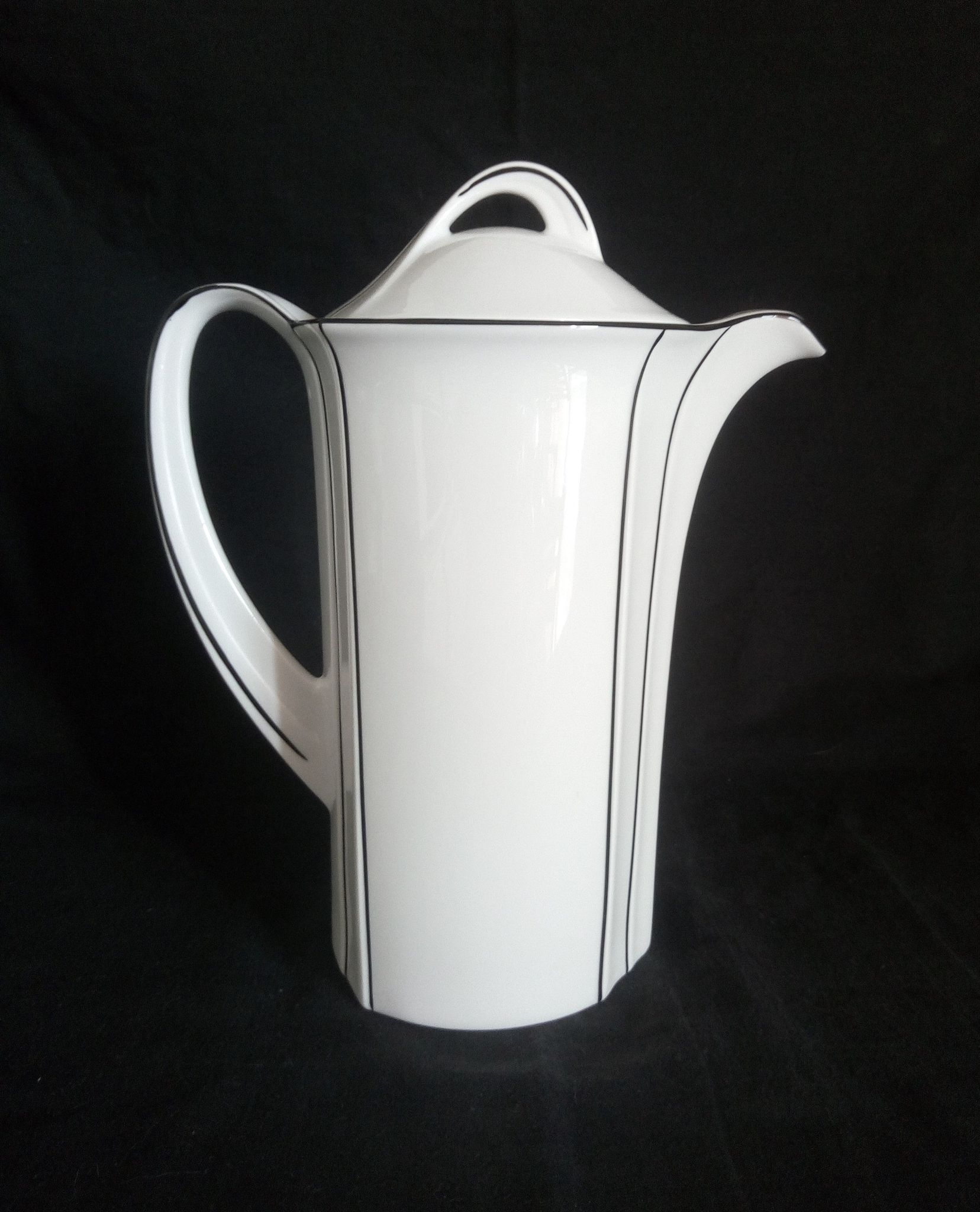 Art Deco coffee service for 6 people in porcelain Winterling Marktleuthen Bavaria (22 pieces)